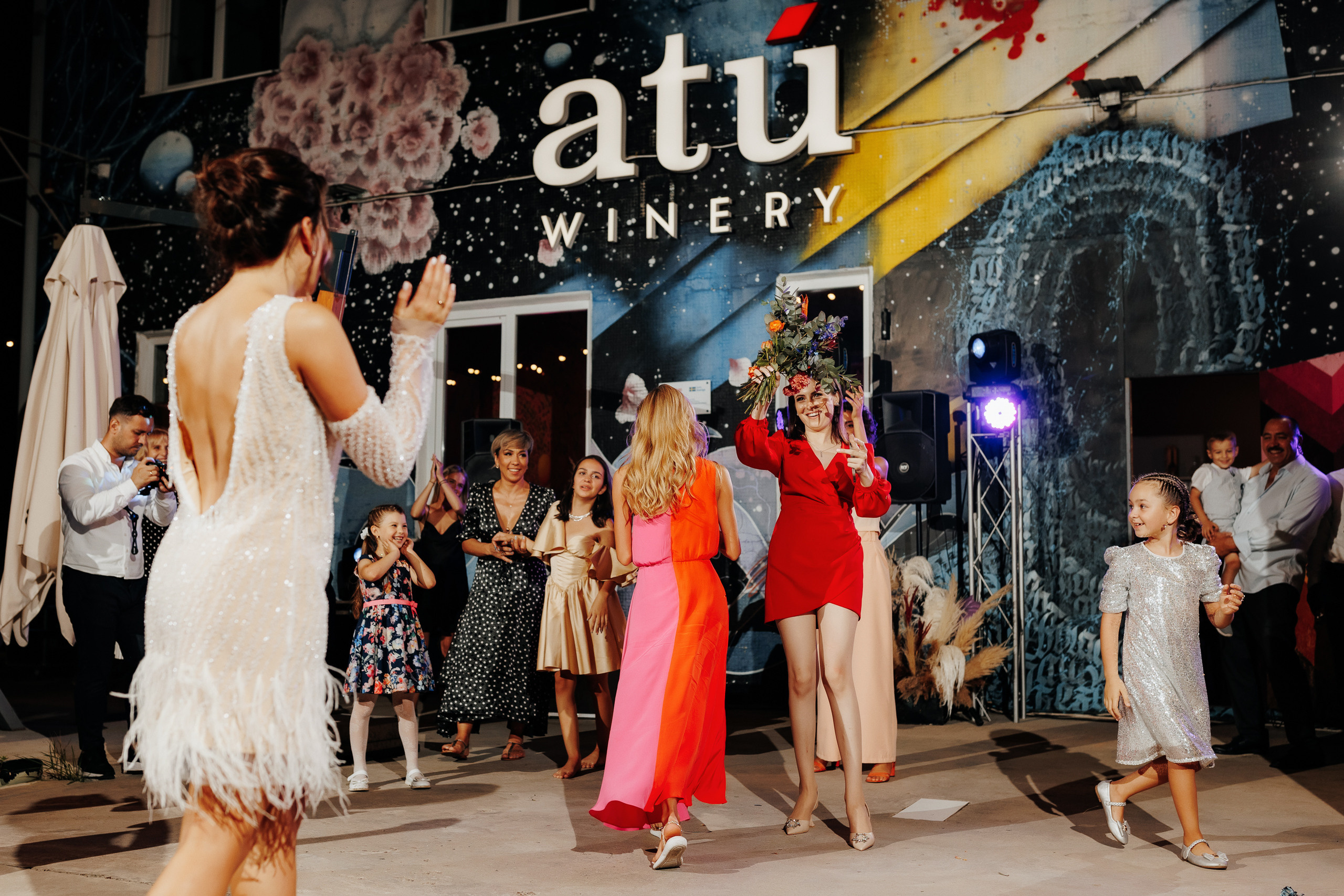 Drunk in love. Servicii Foto Video în Chișinău și Europa ID-Brothers