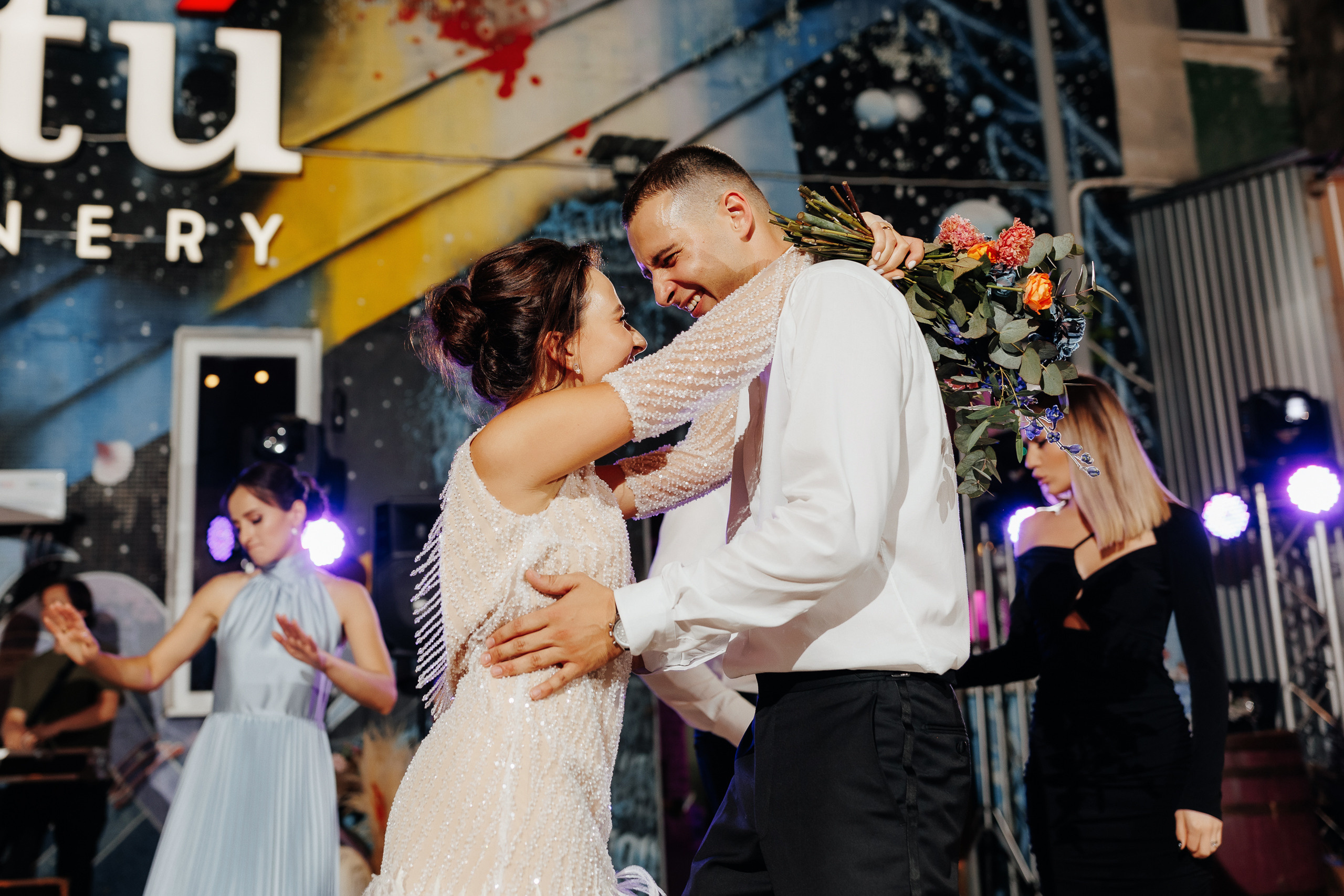 Drunk in love. Servicii Foto Video în Chișinău și Europa ID-Brothers