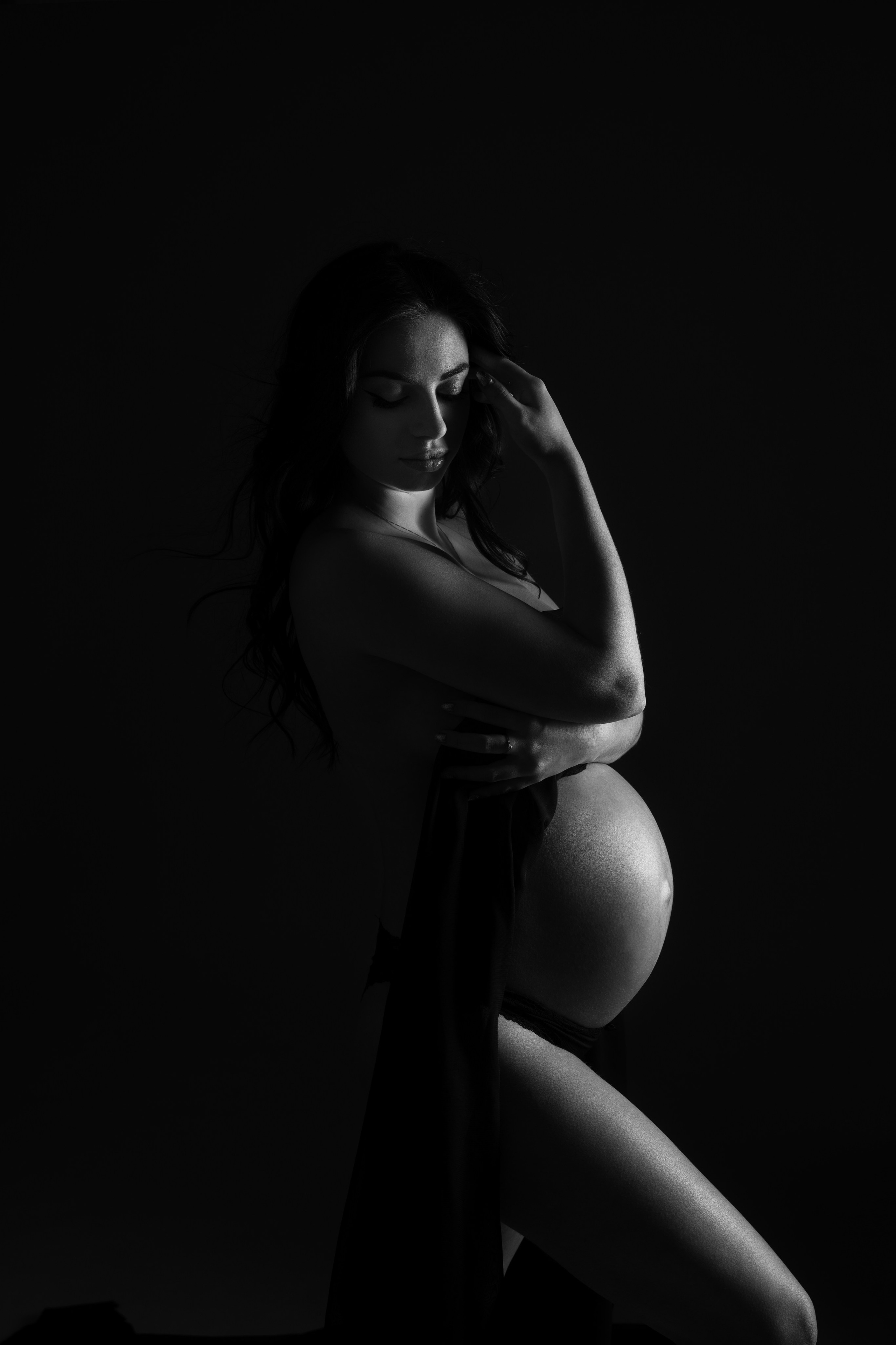 Sesja w stylu Vogue. Fotograf Łódź - sesja ciążowa, noworodkowa, dziecięca. Studio w Łodzi