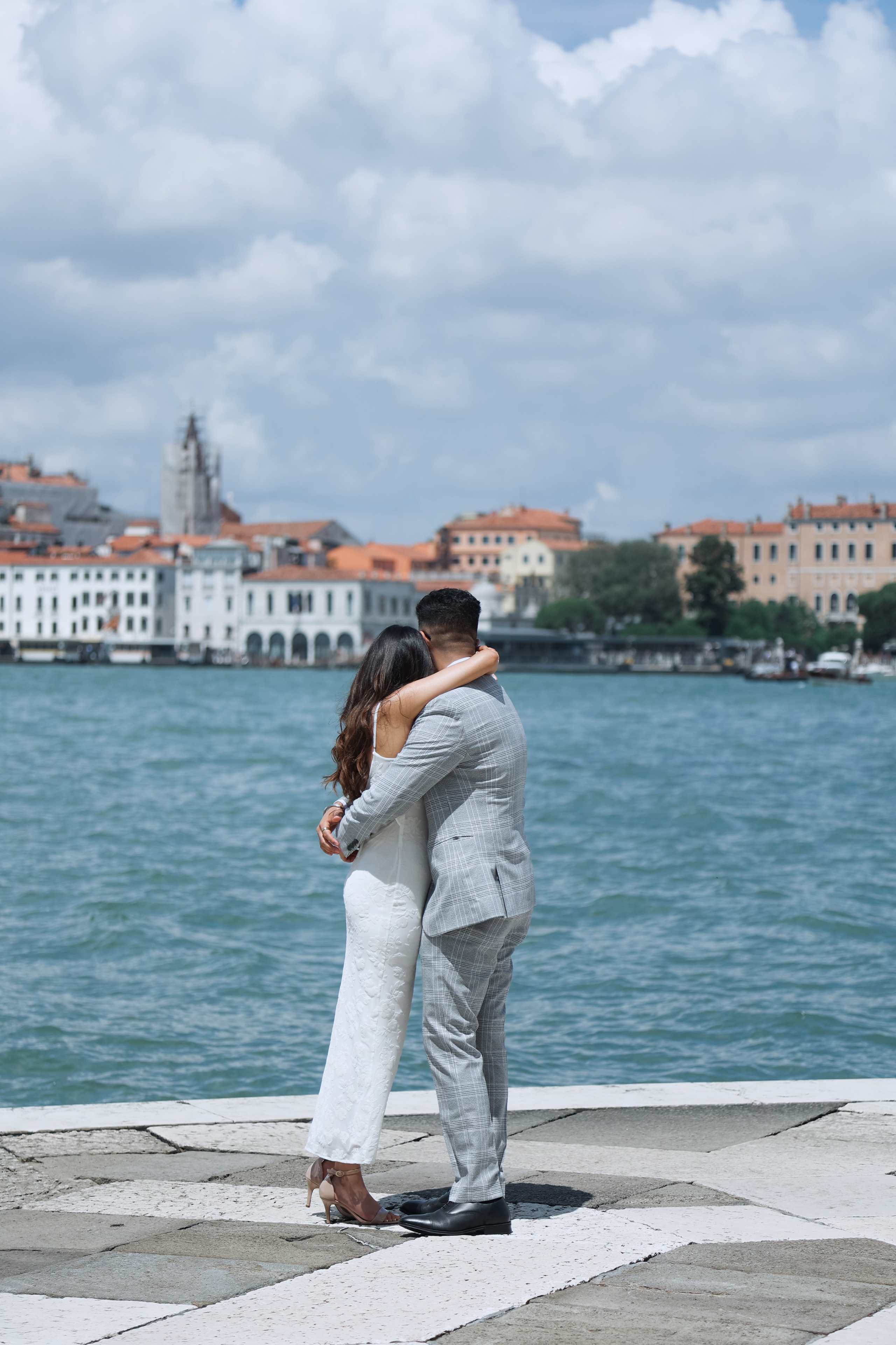 Romantic couple photo from Venice 