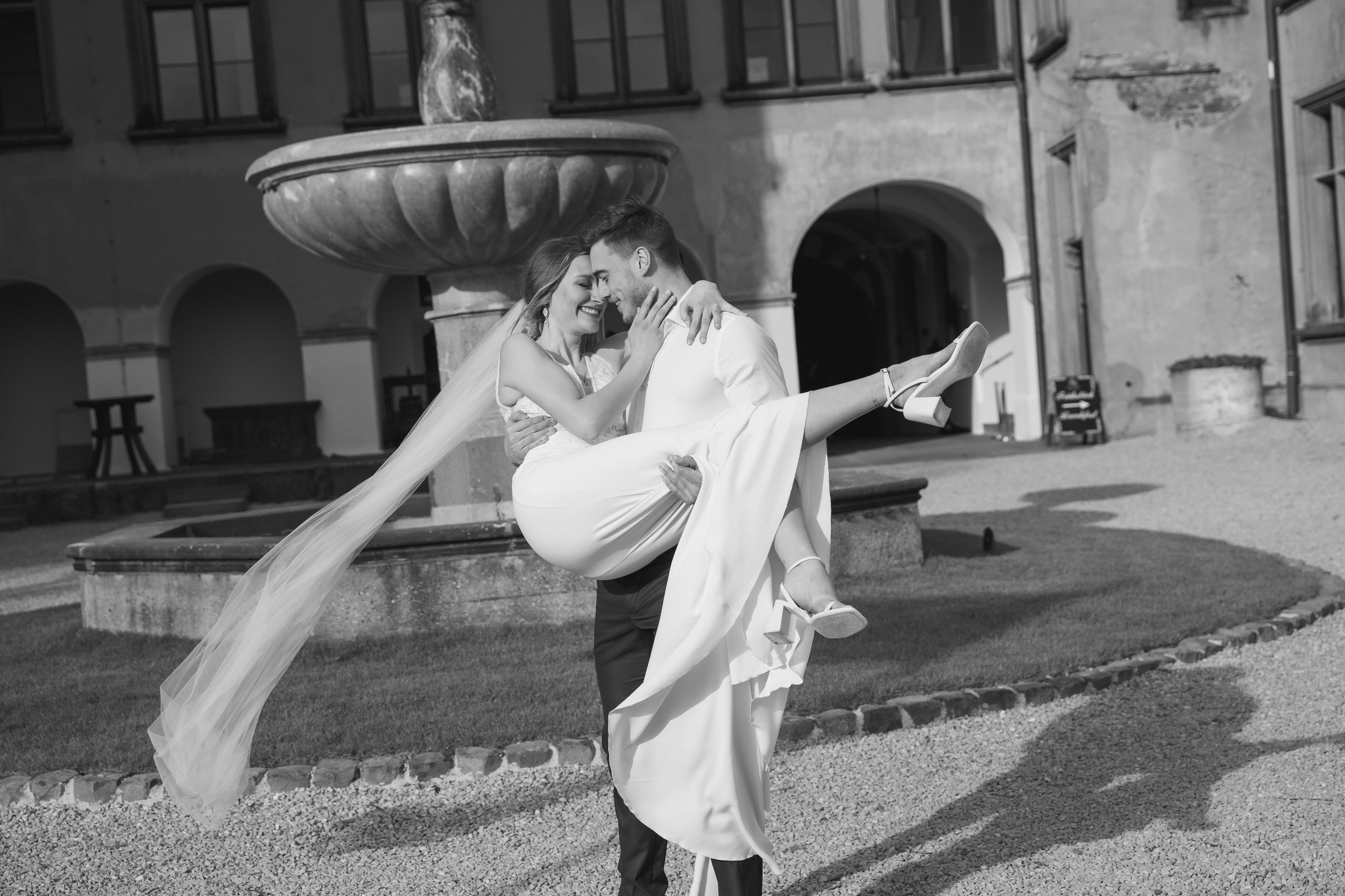 J & K AfterWedding im Schloss Arenfels. Hochzeitsfotograf für Moers, Niederrhein, Düsseldorf, NRW und Deutschland