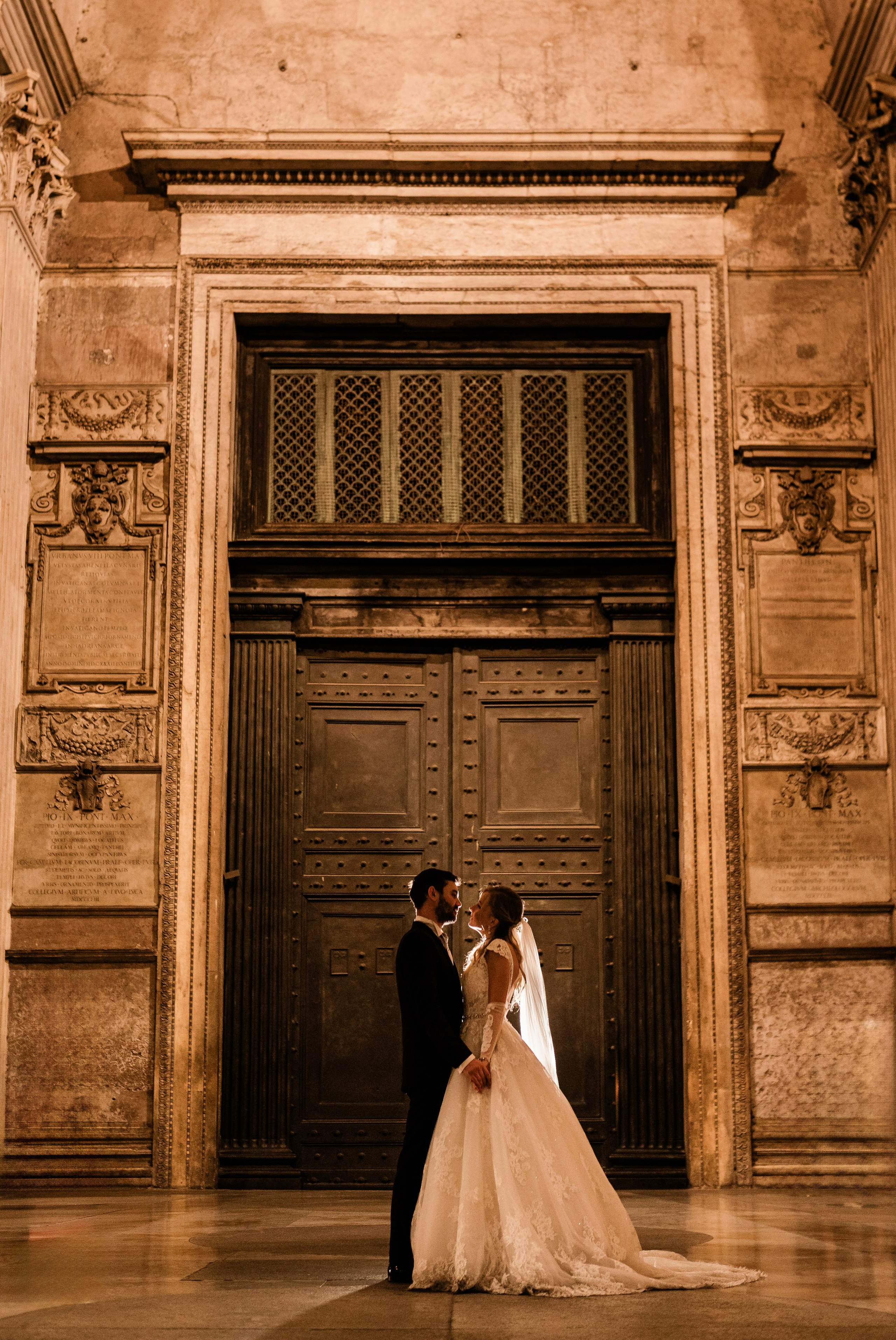 Servizio Post Matrimoniale Notturno a Roma. Fotografo Matrimonio a Roma | Servizio Fotografico Matrimonio
