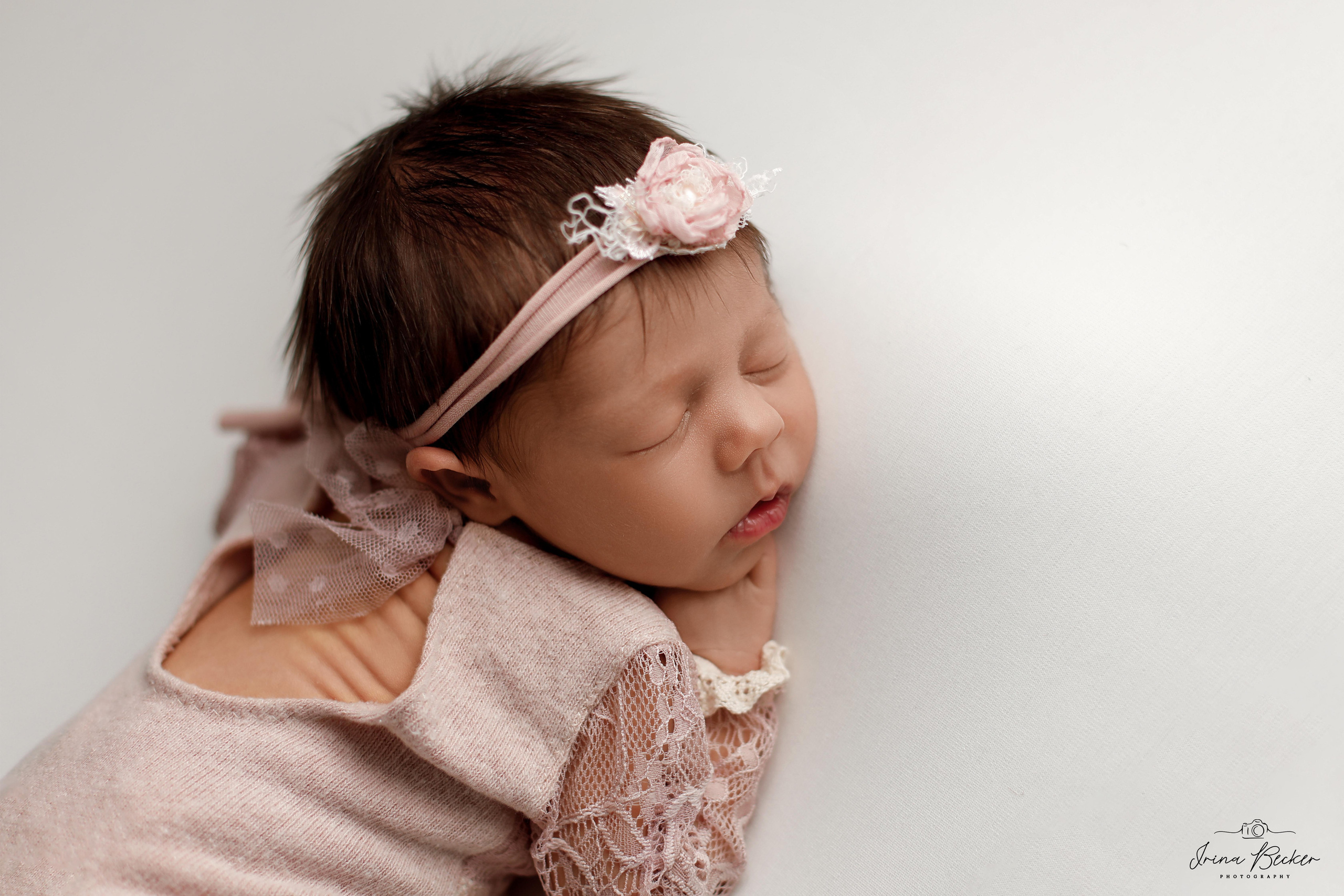 Babyfotograf Ulm, Babyfotograf Neu-Ulm, Babyfotograf Münsingen, Babyfotograf Metzingen, Babyfotograf Göppingen, Babyfotograf Tübingen, Babyfotograf Memmingen, Babyfotograf Reutlingen, Babyfotograf Stuttgart, Babyfotograf Günzburg, Babyfotograf Biberach an der Riss, Babyfotograf Alb-Donau-Kreis, Babyfotograf Bad Saulgau, Babyfotograf Bad Waldsee, Babyfotograf Ehingen, neugeborenenfotografie Ulm, neugeborenenfotografie Neu-Ulm, neugeborenenfotografie Stuttgart, neugeborenenfotografie Metzingen, neugeborenenfotografie Münsingen, neugeborenenfotografie Bad Saulgau, neugeborenenfotografie Bad Waldsee, neugeborenenfotografie Ehingen, neugeborenenfotografie Langenau, neugeborenenfotografie Ravensburg, neugeborenenfotografie Sigmaringen, Fograf Ulm, Fotograf Ehingen, Fotograf Bad Waldsee, Fotograf Friedrichshafen, Baby Ulm, Entbindung Ulm, babyfotograf Erbach, Babyfotograf Blabeuren, Babyfotograf Biberach