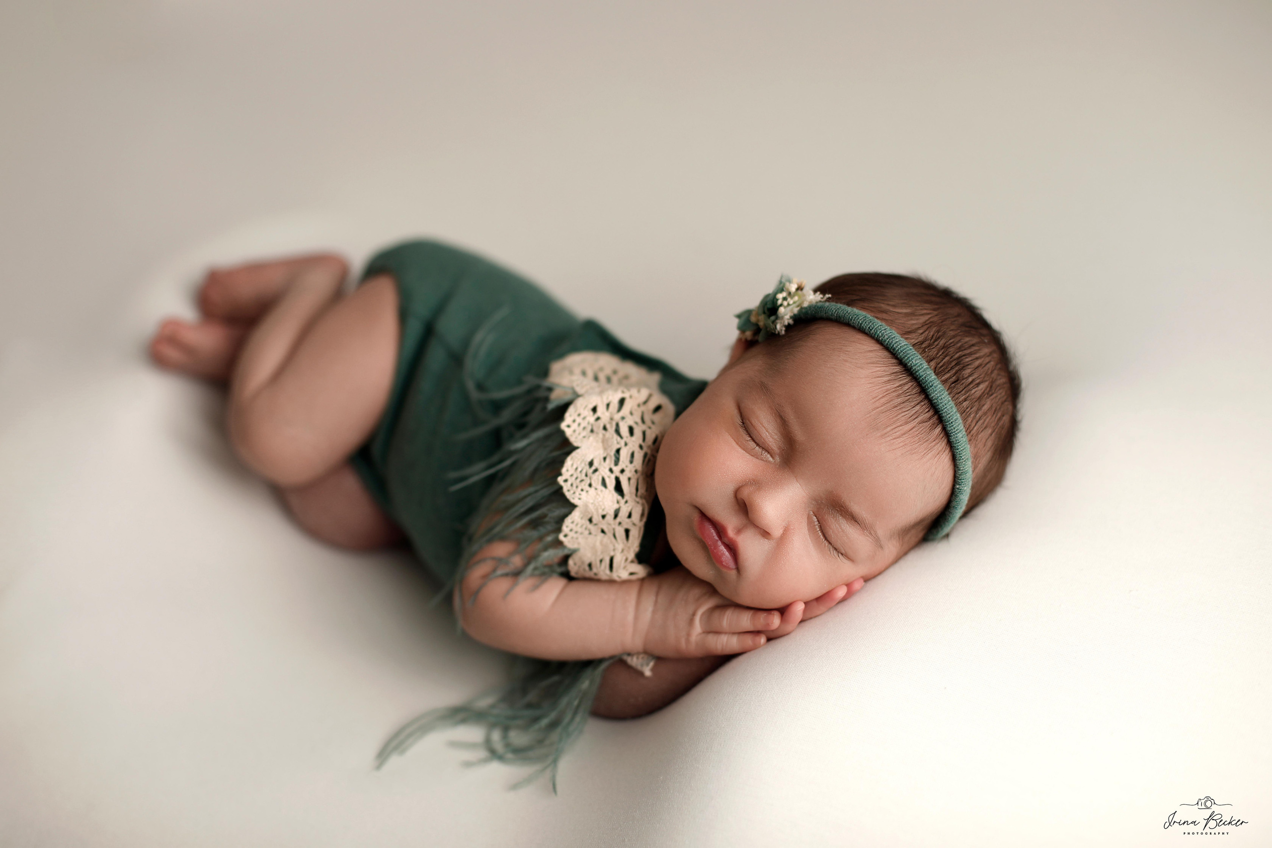 Babyfotograf Ulm, Babyfotograf Neu-Ulm, Babyfotograf Münsingen, Babyfotograf Metzingen, Babyfotograf Göppingen, Babyfotograf Tübingen, Babyfotograf Memmingen, Babyfotograf Reutlingen, Babyfotograf Stuttgart, Babyfotograf Günzburg, Babyfotograf Biberach an der Riss, Babyfotograf Alb-Donau-Kreis, Babyfotograf Bad Saulgau, Babyfotograf Bad Waldsee, Babyfotograf Ehingen, neugeborenenfotografie Ulm, neugeborenenfotografie Neu-Ulm, neugeborenenfotografie Stuttgart, neugeborenenfotografie Metzingen, neugeborenenfotografie Münsingen, neugeborenenfotografie Bad Saulgau, neugeborenenfotografie Bad Waldsee, neugeborenenfotografie Ehingen, neugeborenenfotografie Langenau, neugeborenenfotografie Ravensburg, neugeborenenfotografie Sigmaringen, Fograf Ulm, Fotograf Ehingen, Fotograf Bad Waldsee, Fotograf Friedrichshafen, Baby Ulm, Entbindung Ulm, babyfotograf Erbach, Babyfotograf Blabeuren, Babyfotograf Biberach