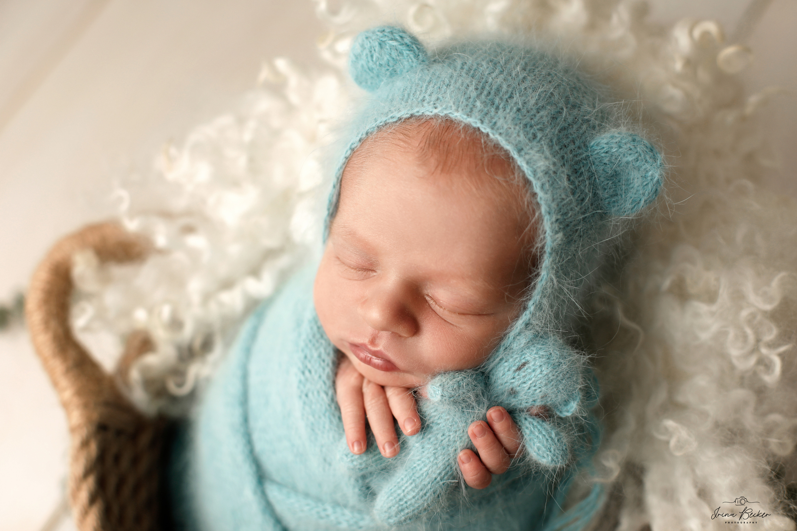 Babyfotograf Ulm, Babyfotograf Neu-Ulm, Babyfotograf Münsingen, Babyfotograf Metzingen, Babyfotograf Göppingen, Babyfotograf Tübingen, Babyfotograf Memmingen, Babyfotograf Reutlingen, Babyfotograf Stuttgart, Babyfotograf Günzburg, Babyfotograf Biberach an der Riss, Babyfotograf Alb-Donau-Kreis, Babyfotograf Bad Saulgau, Babyfotograf Bad Waldsee, Babyfotograf Ehingen, neugeborenenfotografie Ulm, neugeborenenfotografie Neu-Ulm, neugeborenenfotografie Stuttgart, neugeborenenfotografie Metzingen, neugeborenenfotografie Münsingen, neugeborenenfotografie Bad Saulgau, neugeborenenfotografie Bad Waldsee, neugeborenenfotografie Ehingen, neugeborenenfotografie Langenau, neugeborenenfotografie Ravensburg, neugeborenenfotografie Sigmaringen, Fograf Ulm, Fotograf Ehingen, Fotograf Bad Waldsee, Fotograf Friedrichshafen, Baby Ulm, Entbindung Ulm, babyfotograf Erbach, Babyfotograf Blabeuren, Babyfotograf Biberach