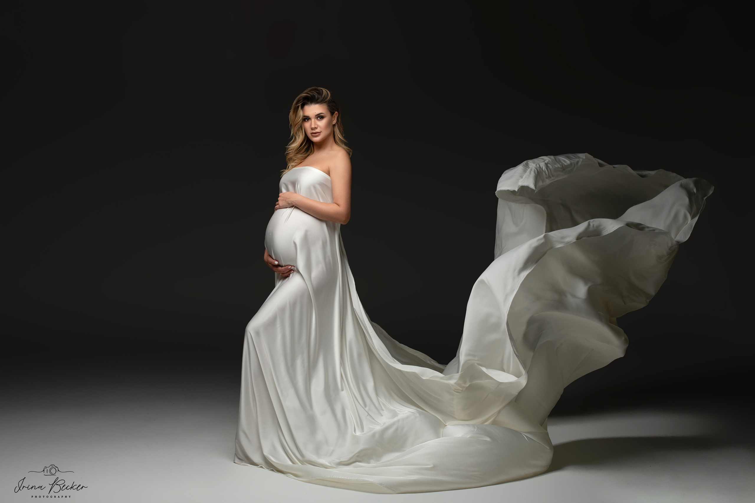 Schwanger Ulm, Schwanger Memmingen, Schwangerschaftsshooting Neu-Ulm, schwangerschaftsshooting ulm, schwangerschaftsshooting Göppingen, schwangerschaftsshooting Tübingen, schwangerschaftsshooting Reutlingen, schwangerschaftsshooting stuttgart, schwangerschaftsshooting Unter Teck, schwangerschaftsshooting Günzburg, schwangerschaftsshooting biberach an der Riss, schwangerschaftsshooting Münsingen, babybauch shooting ulm, babybauch shooting Göppingen, babybauch shooting Metzingen, babybauch shooting Neu-Ulm, babybauch shooting Stuttgart, babybauch shooting Münsingen, babybauch shooting Alb-Donau-Kreis, babybauch shooting Bad Waldsee, babybauch shooting Laupheim, babybauch shooting Langenau, Geburt Ulm, Geburt Göppingen, Geburt Memmingen, Fotograf Ulm, Fotograf Stuttgart, Fotograf Memmingen, Fotograf Neu-Ulm, Fotograf Reutlingen, Fotograf Günzburg, Fotograf Tübingen, Fotograf Münsingen, Fotograf Ehingen, Studio Ulm, Studio Ehingen, Studio Stuttgart, Fotograf Konstanz, Babyfotograf Bodensee, Babybauch fotograf Ulm,Babybauch fotograf Stuttgart, Babybauch fotograf Göppingen, Babybauch fotograf Lonsee, Babybauch fotograf Günzburg, Babybauch fotograf Neu-Ulm, Babybauch fotograf Memmingen, Babybauch fotograf, Babybauch fotograf Metzingen, Babybauch fotograf Münsingen, Babybauch fotograf Tübingen, Babybauch fotograf Langenau, Babybauch fotograf Biberach, Babybauch fotograf Bad Buchau, Babybauch fotograf Bad Waldsee, Babybauch fotograf Bad Saulgau, Babybauch fotograf Alb-Donau-Kreis, Babybauch fotograf Laupheim