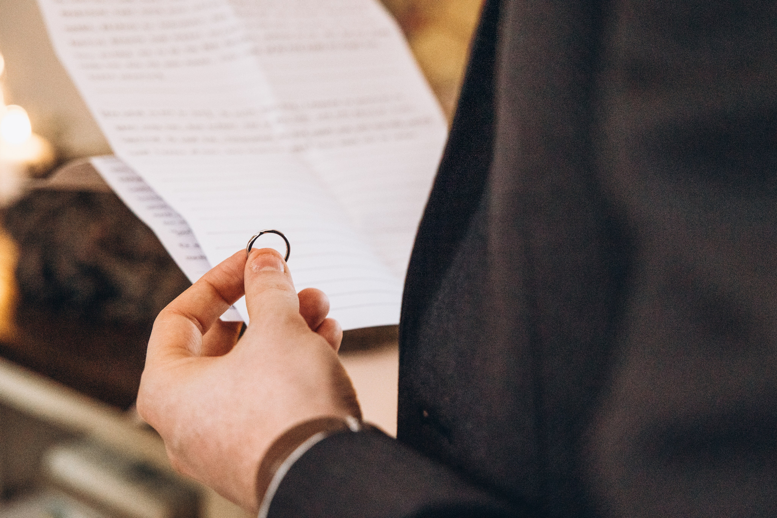 Chloé & Tom. Eugenie Smirnova — wedding, corporate and lifestyle photographer in Toulouse and Southwest France