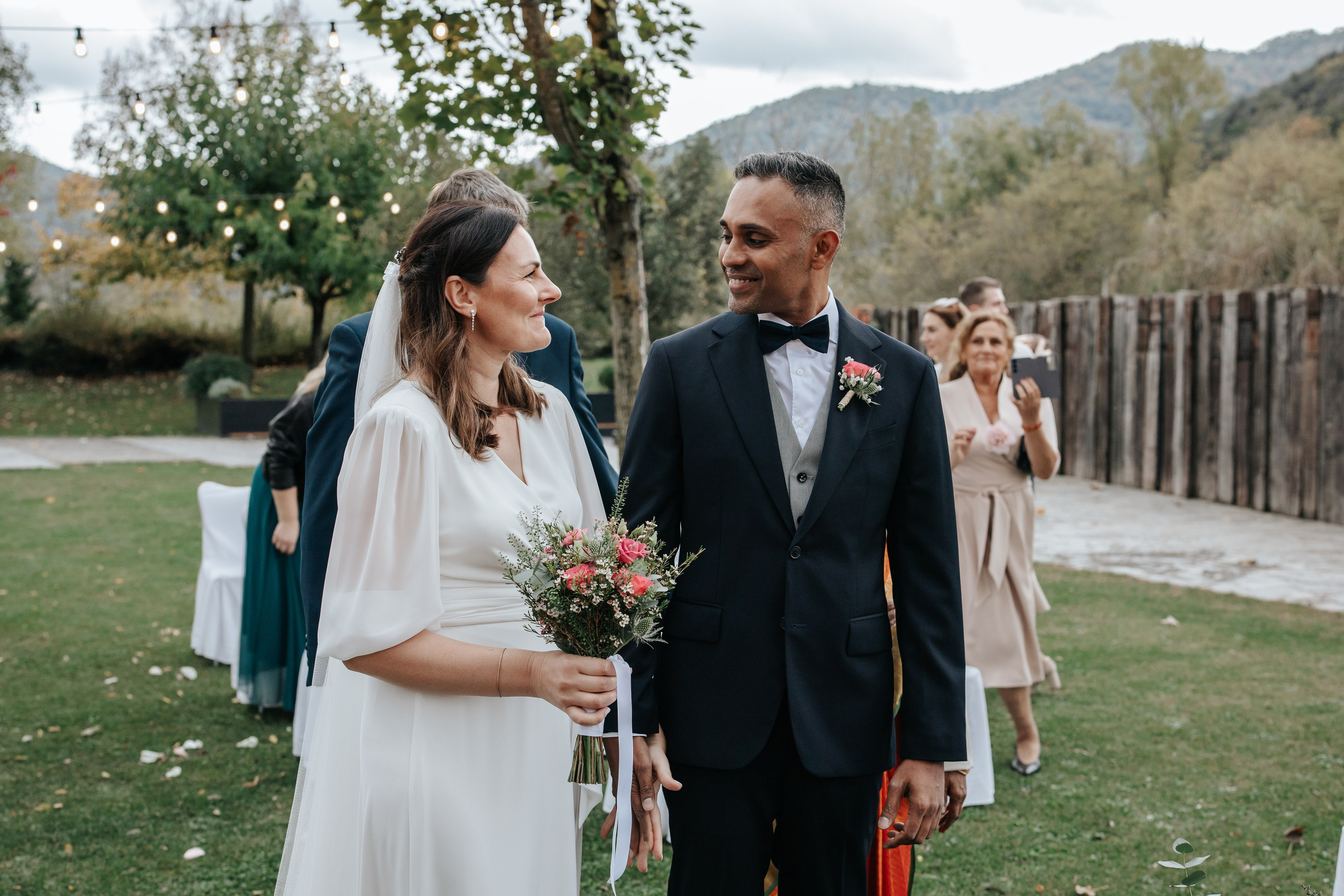 Aurelia+Anand, 02.11.2025, Olot. Fotógrafa de bodas en Cataluña