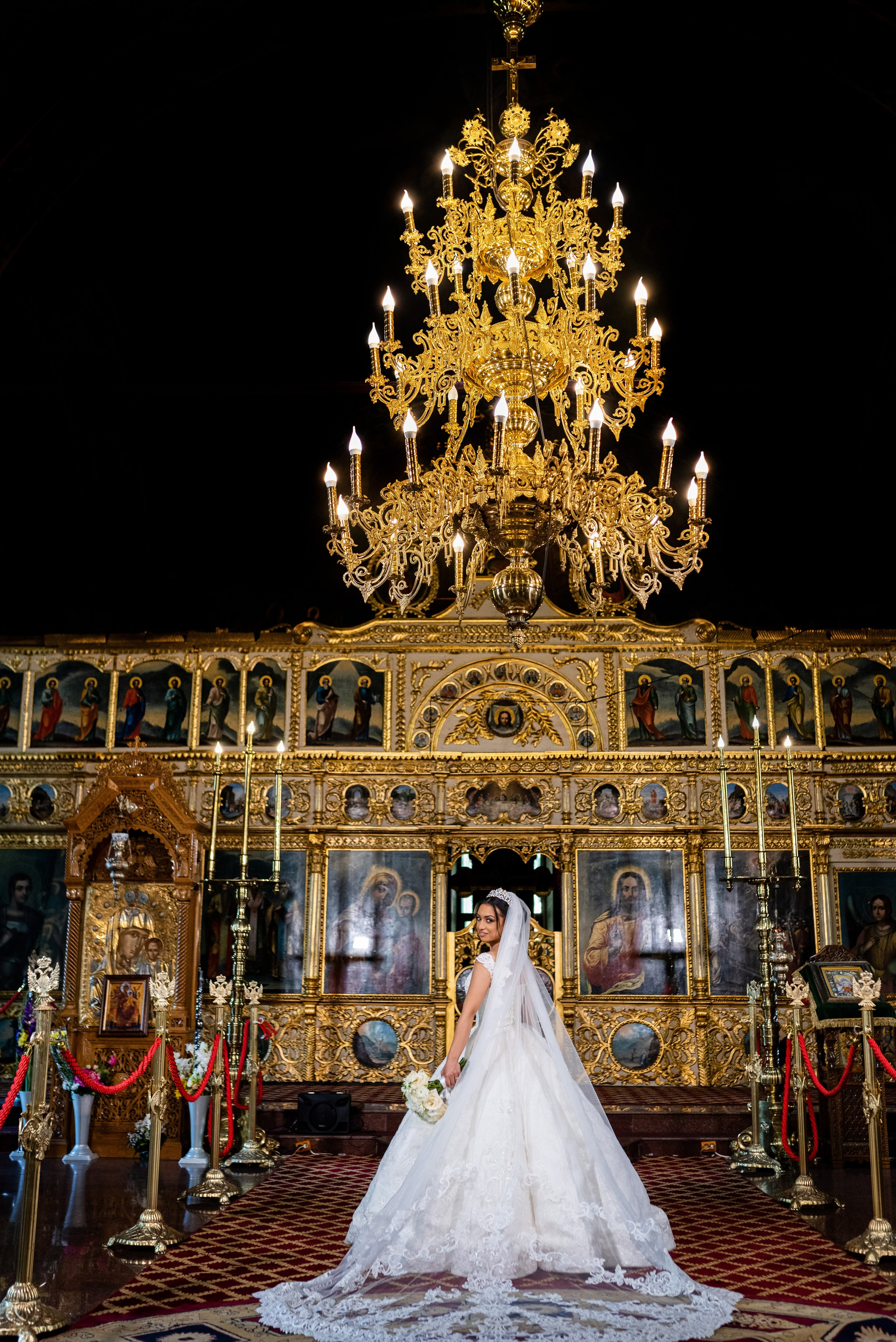 Roxana & Iulian. Acasă