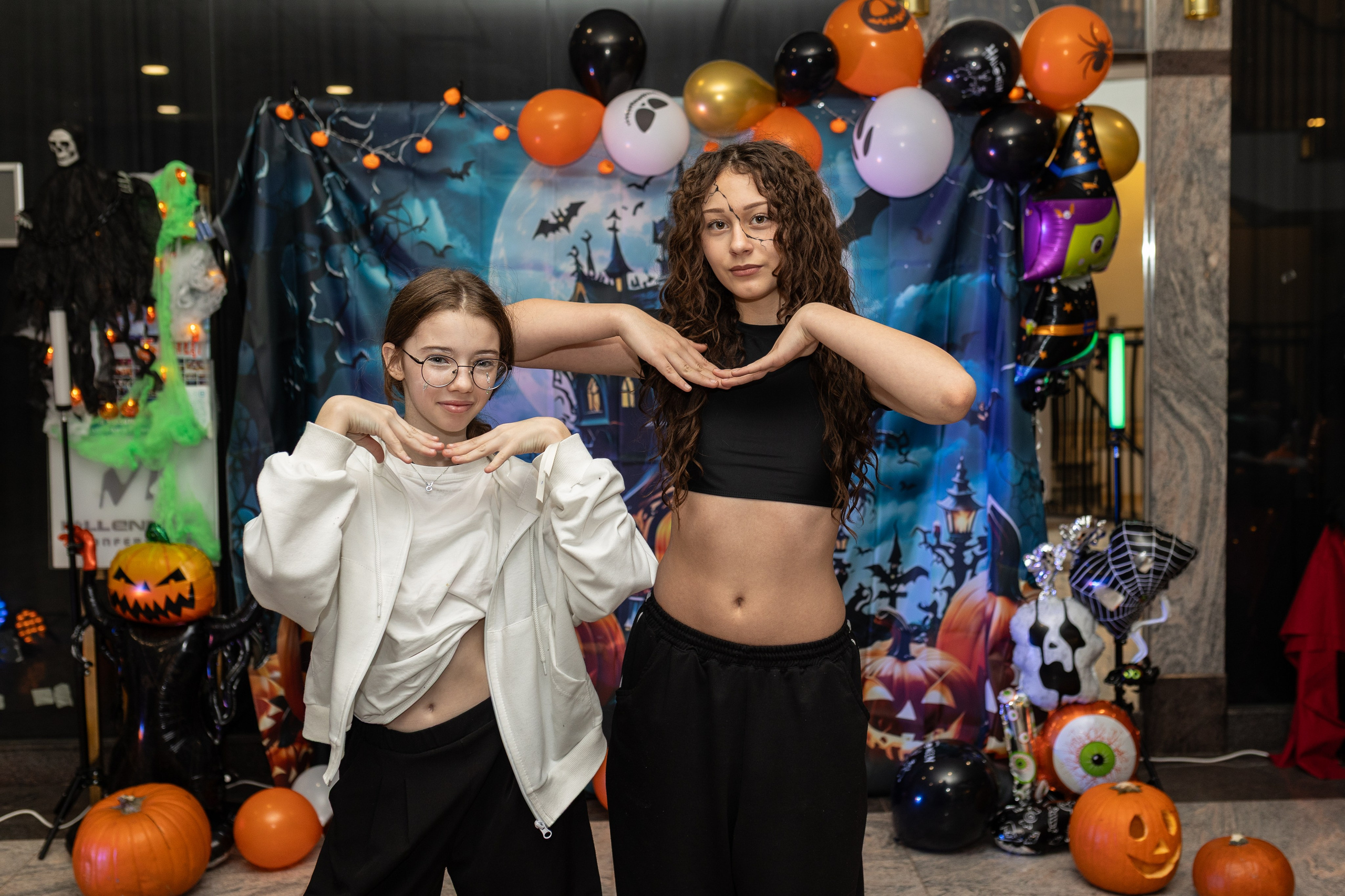 Leo dance studio Helloween 2025. Семейный и детский фотограф в Варшаве Мила Бобровская