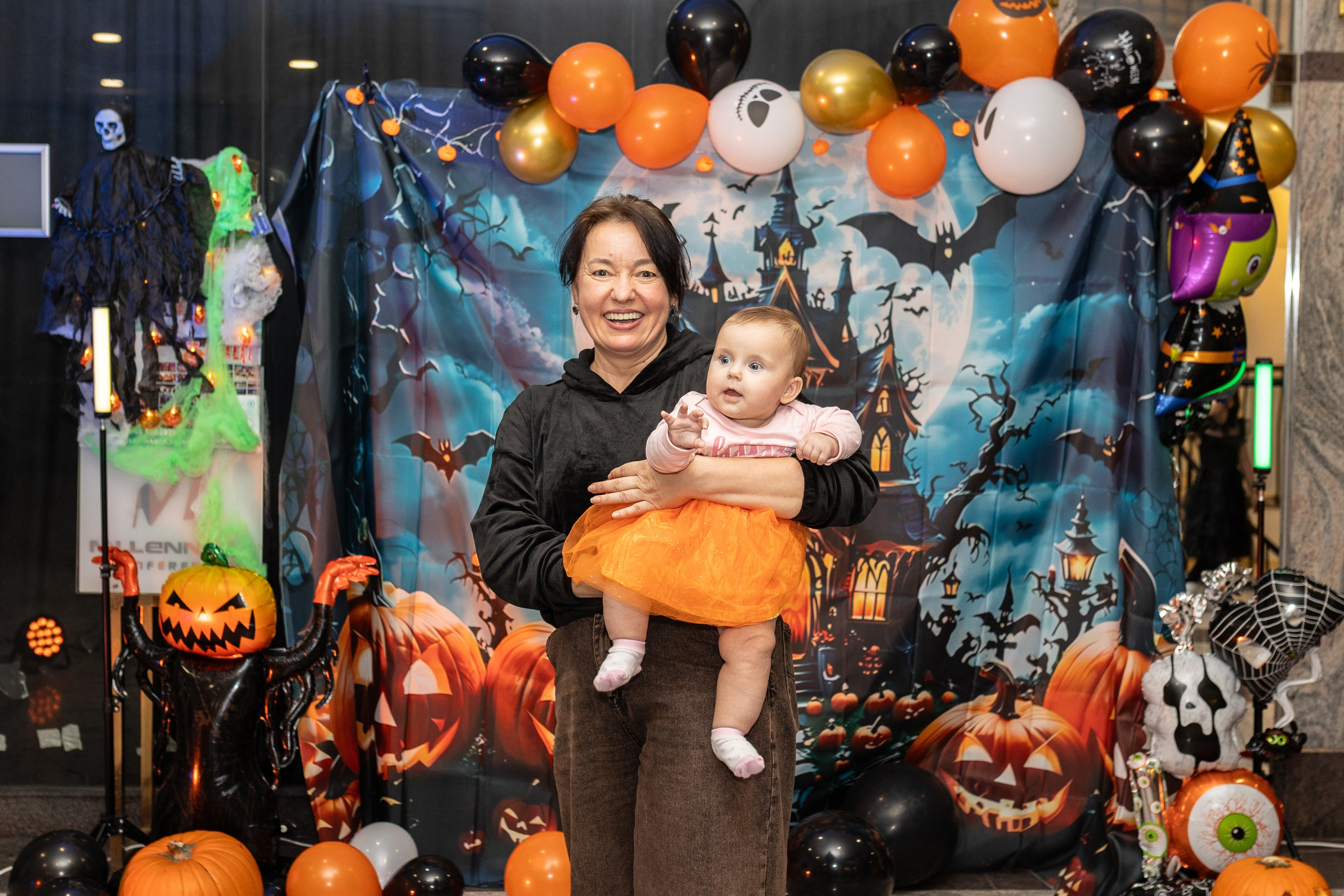 Leo dance studio Helloween 2025. Семейный и детский фотограф в Варшаве Мила Бобровская