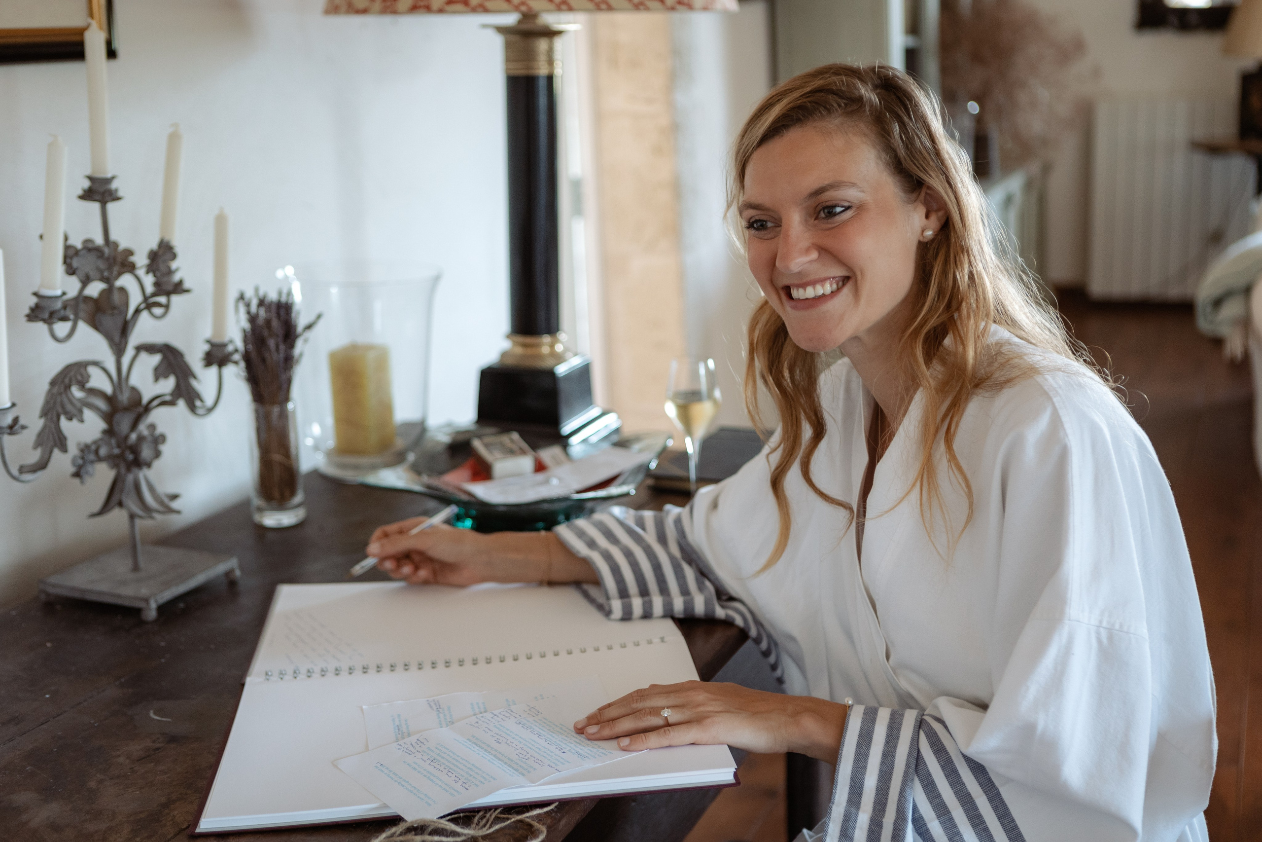 Bride’s & Groom preparations. Eugénie Smirnova — Photographe à Toulouse et dans le Sud-Ouest