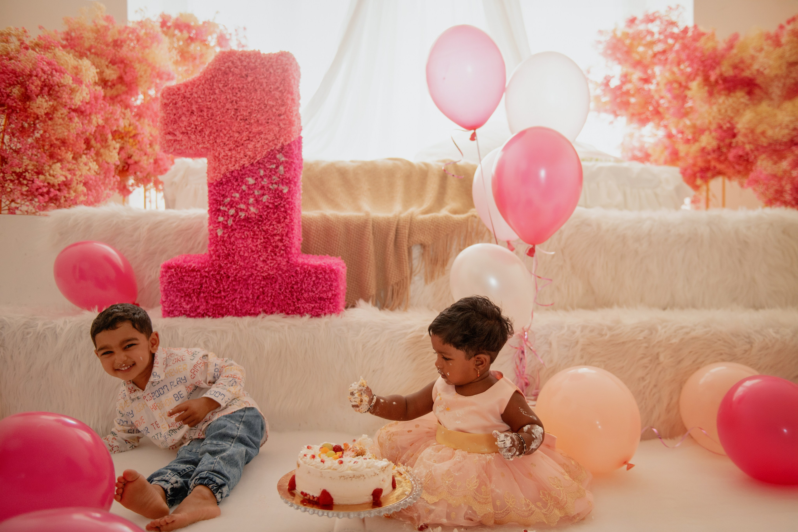 Съемка дня рождения в студии в центре Праги. Профессиональный фотограф в Праге Анастасия Харитонова