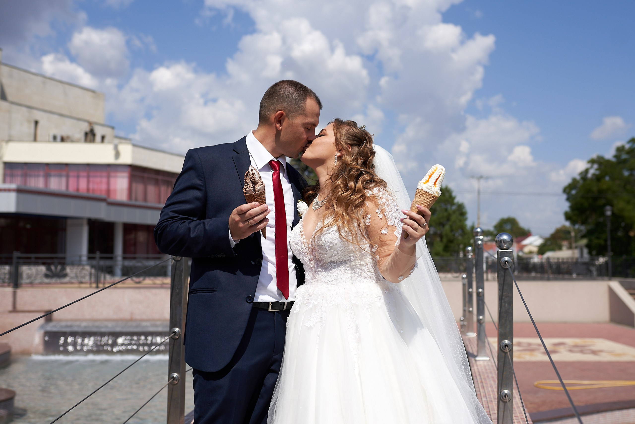 Андрей и Юлия. Дмитрий и Каролина Тофан