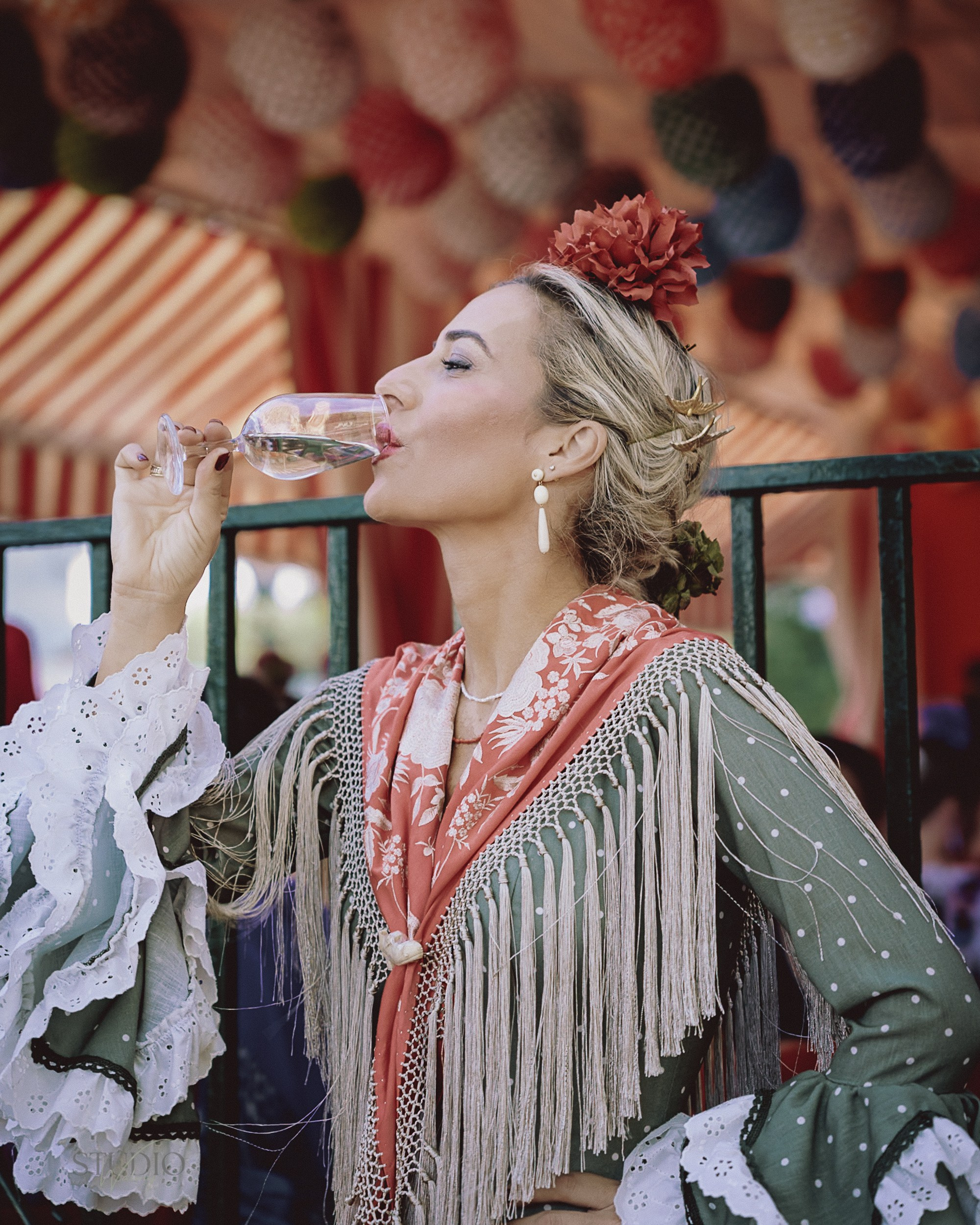 Sesión de fotos en feria de Abril de Sevilla. Inicio