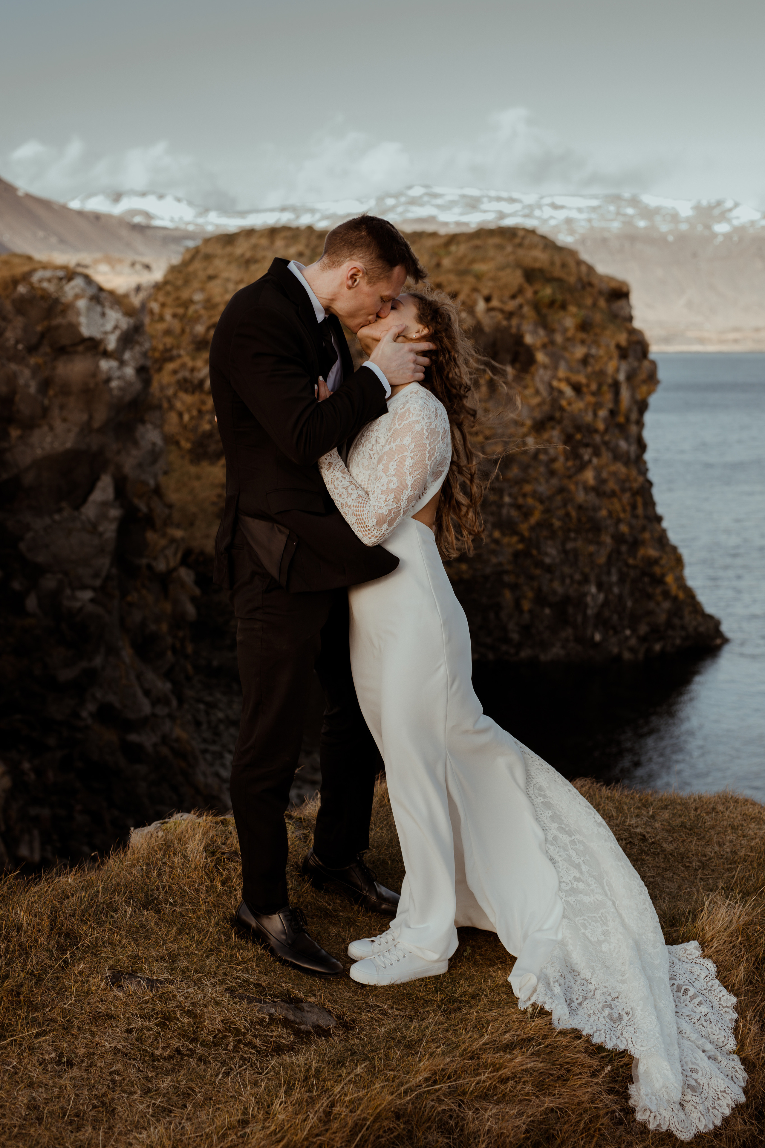 Jennifer+Tj. Iceland elopement photo and video | Nikolaichik Photo