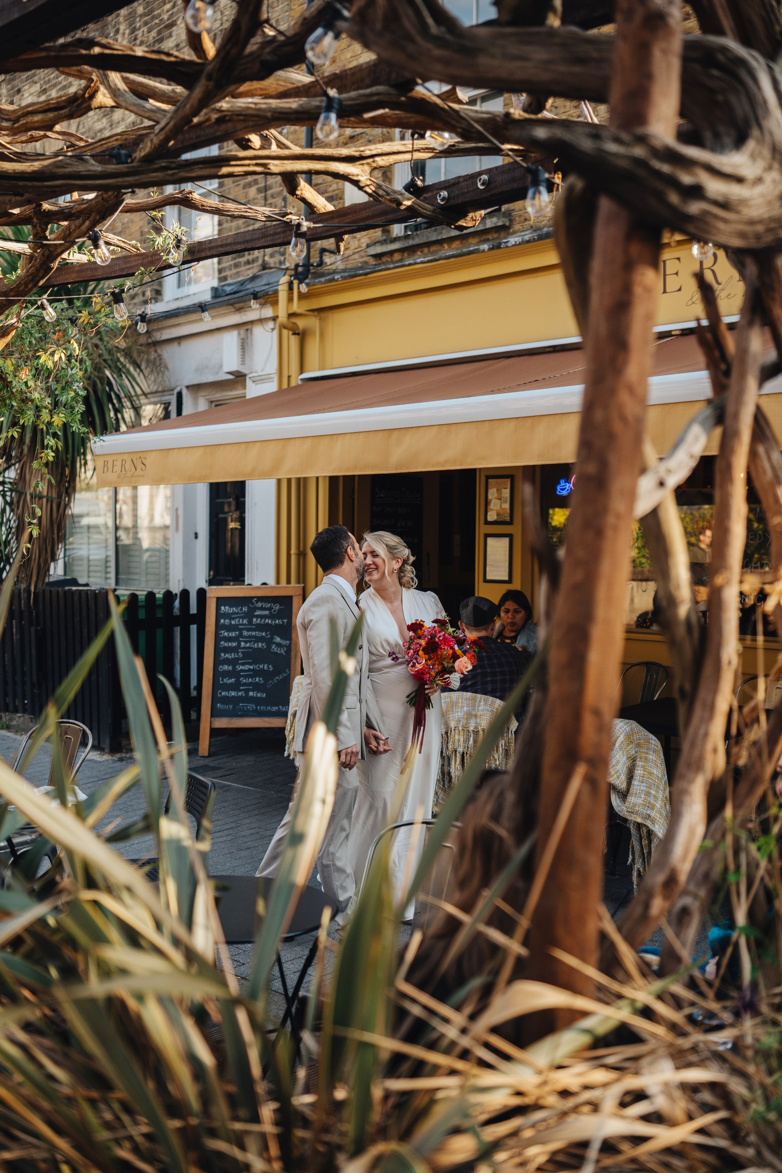 Irene and Juan. Wedding and family photographer in London