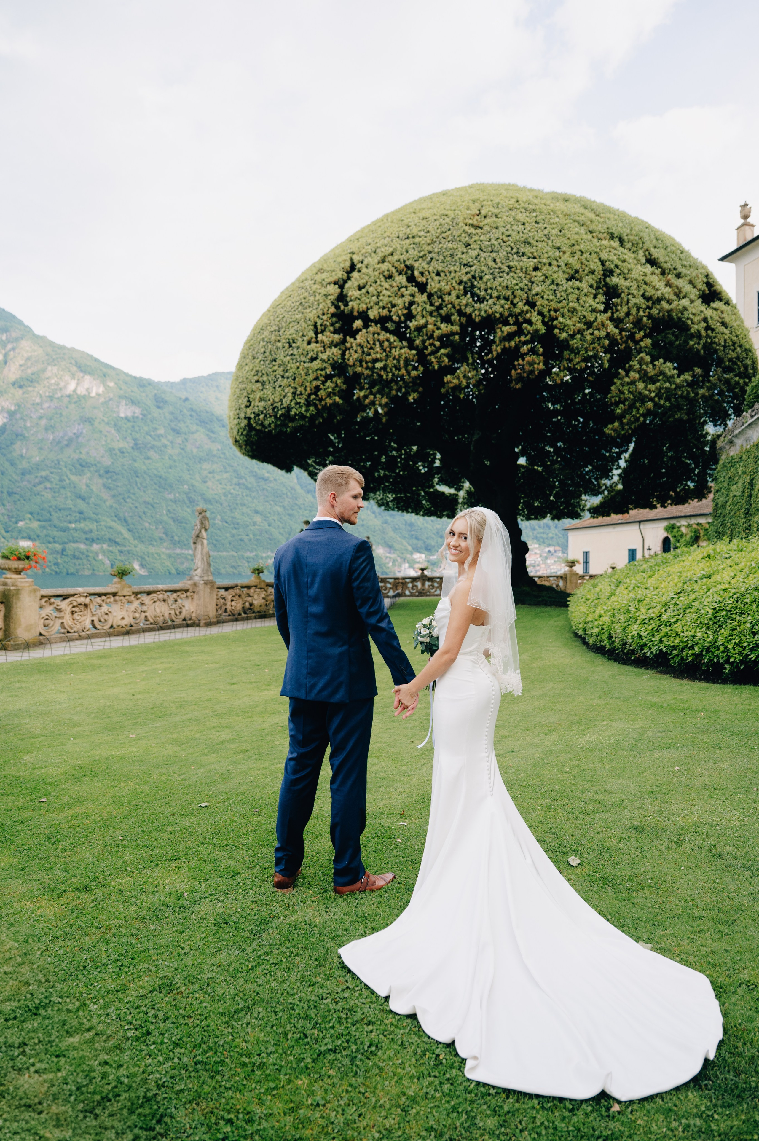Lake Como. Lake Como Photographer — Proposal | Wedding | Elopement
