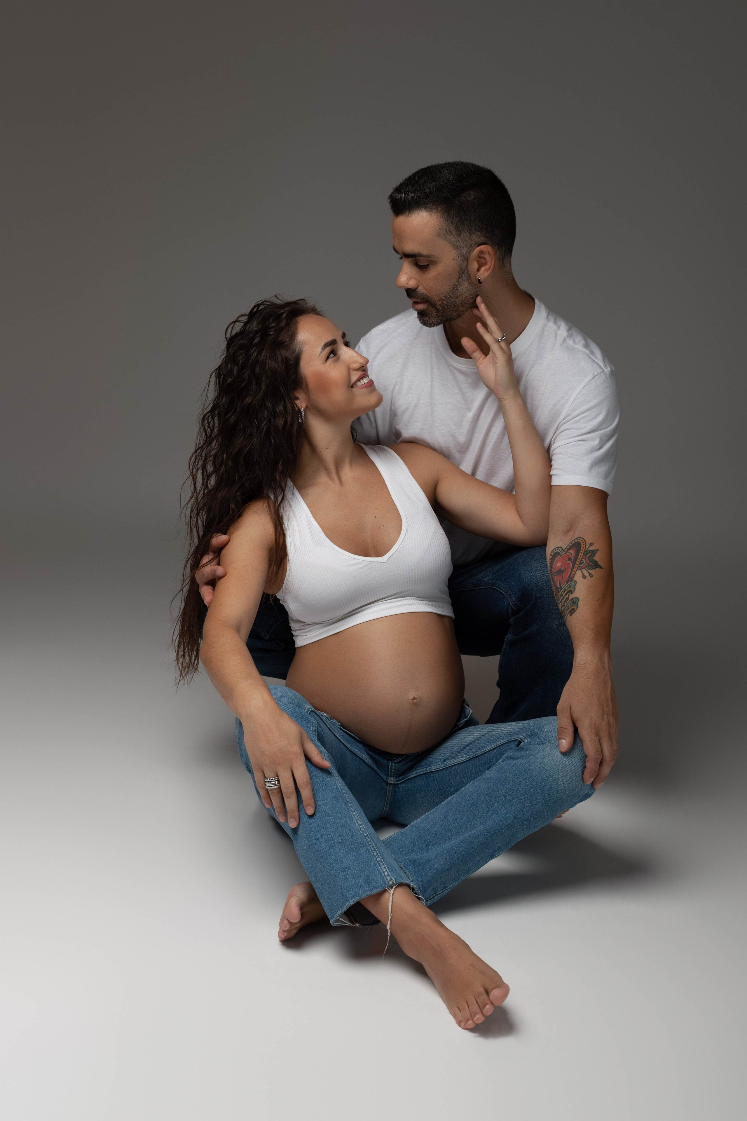 mejor fotógrafo embarazo Almería , Estudio profesional Almería , sesión fotos embarazo , fotógrafo Embarazo Almería , sesión de Embarazo al aire libre ,fotos embarazo , ofertas sesión Embarazo , sesión premamá , Estudio Embarazo , sesión embarazo con pareja, fotografía natural embarazo ,