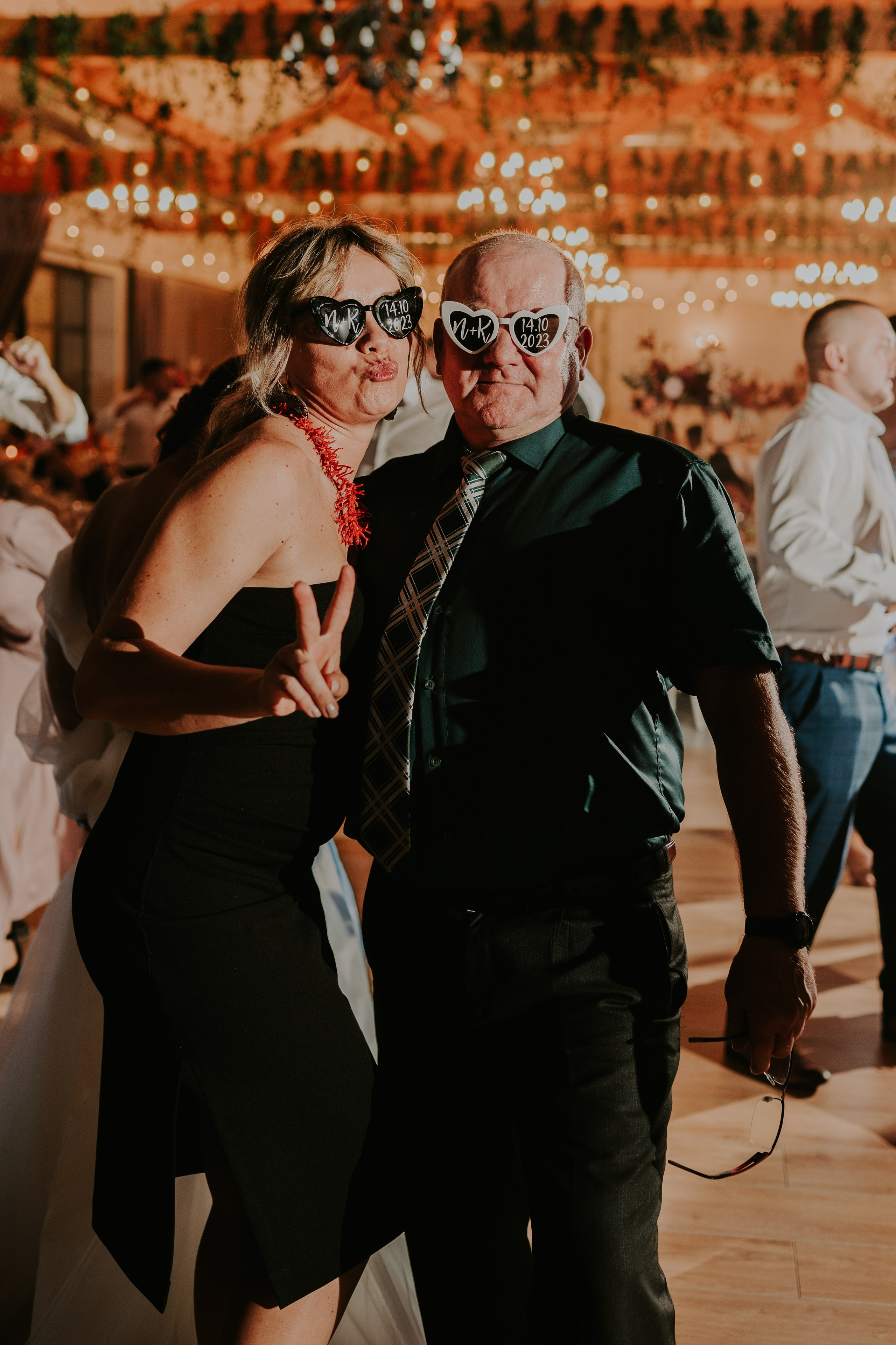 Sala Koralowa w Jaworzu: Opowieść o ślubie Nikoli i Kacpra. Karkowskafoto - fotografia miłości