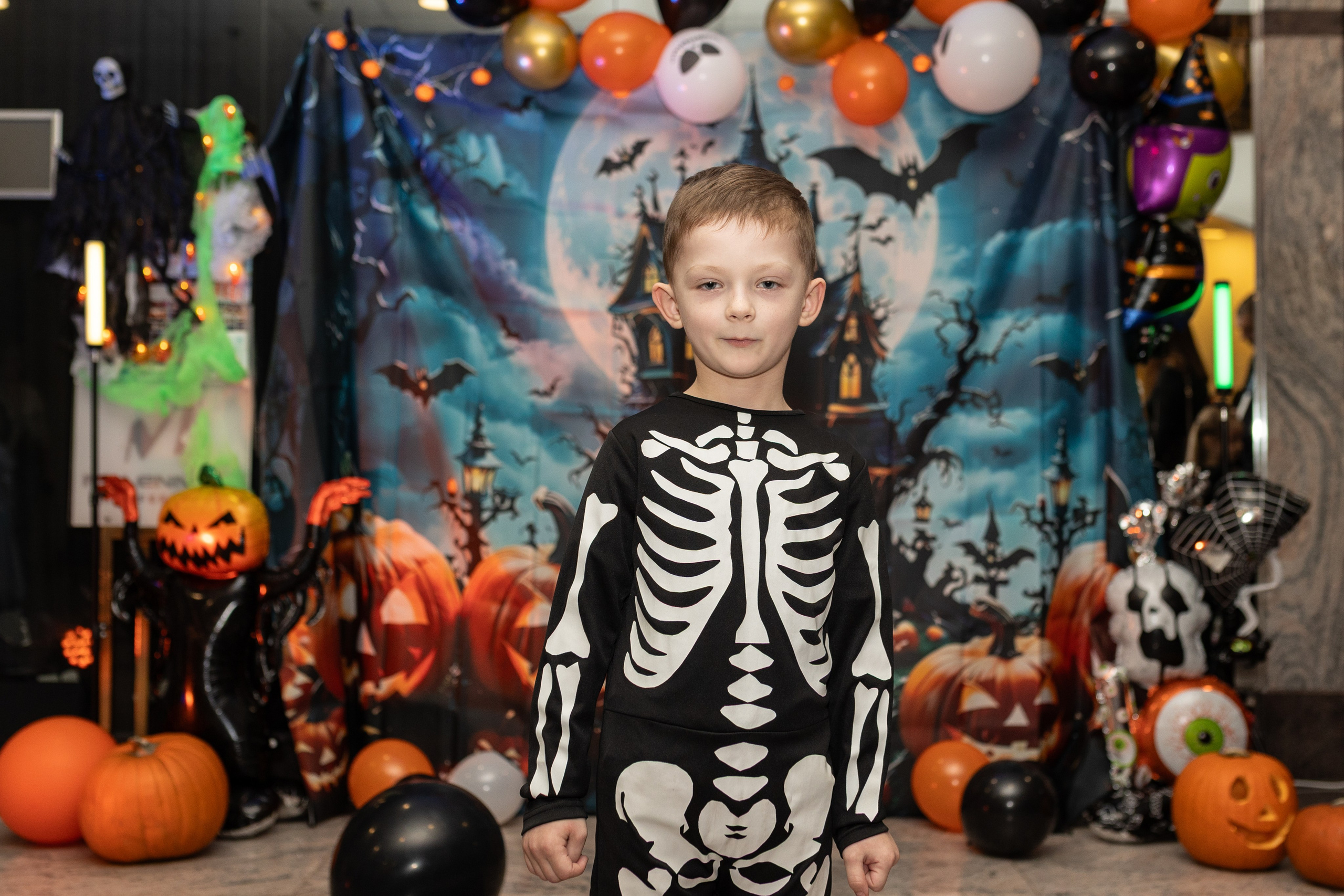 Leo dance studio Helloween 2025. Семейный и детский фотограф в Варшаве Мила Бобровская