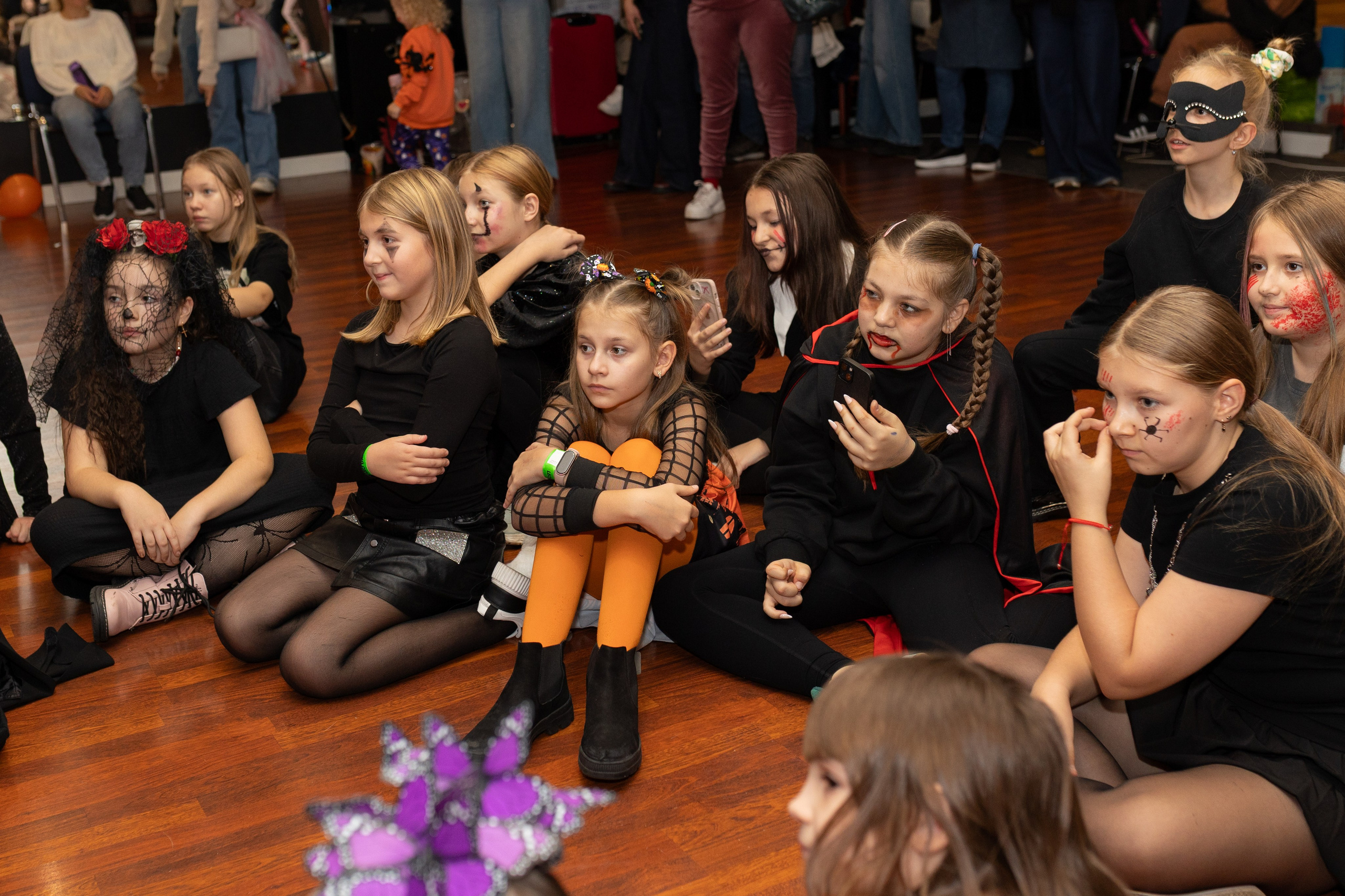 Leo dance studio Helloween 2025. Семейный и детский фотограф в Варшаве Мила Бобровская