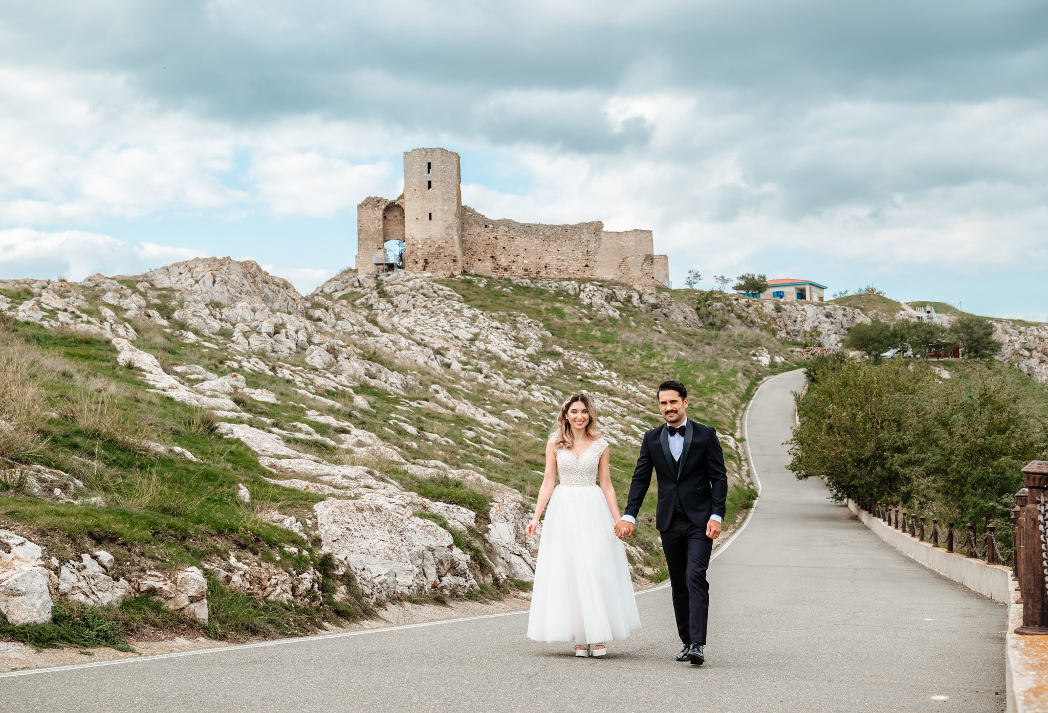 Alexandra & Robert. Www.besttalesstudio.com