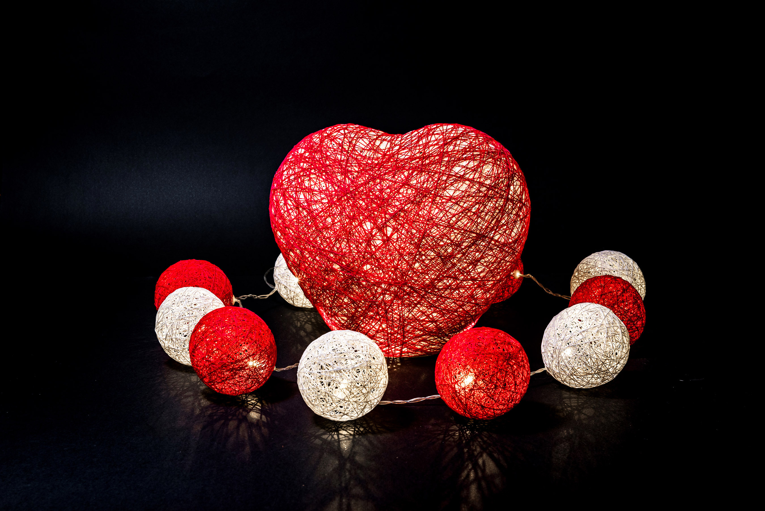 Subject photography. Studio Photomax — Maxim Prikhodnyuk content, family, wedding and adver