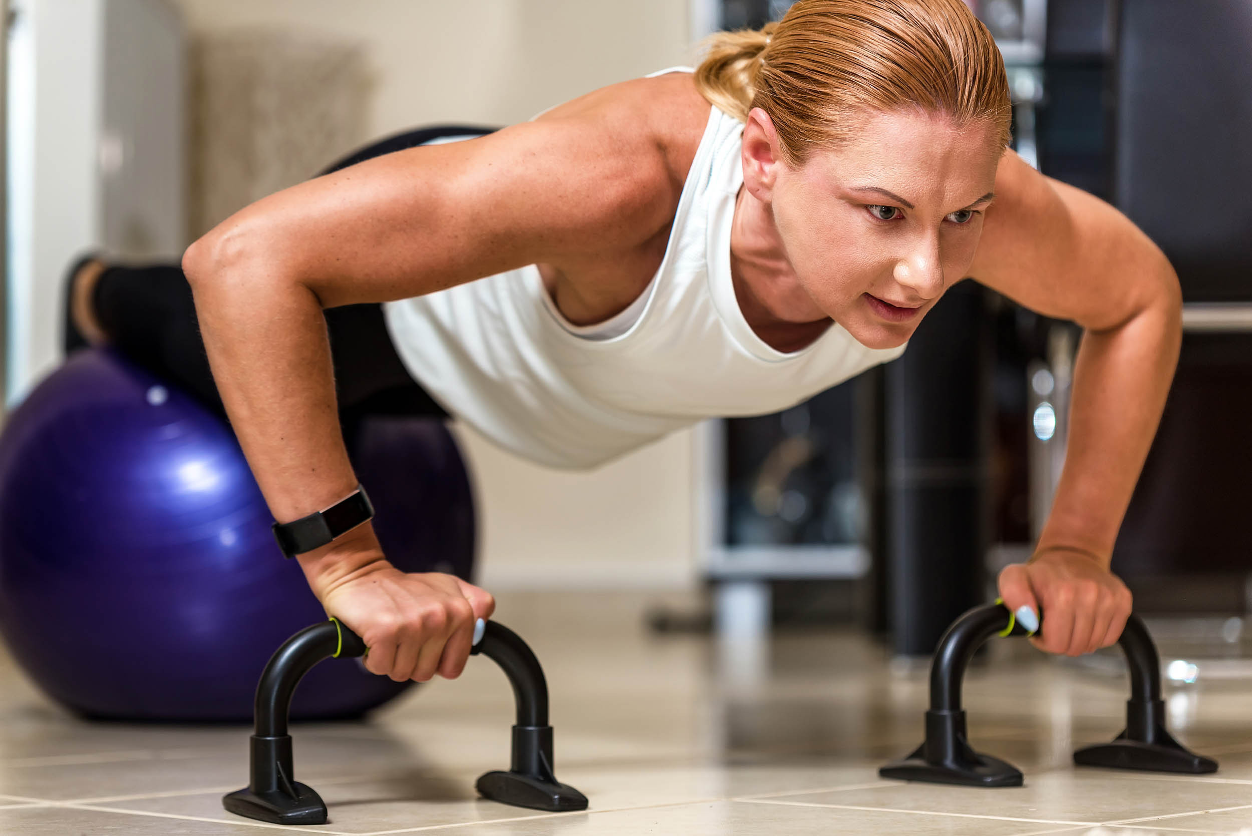 Home Fitnes. Studio Photomax — Maxim Prikhodnyuk content, family, wedding and adver