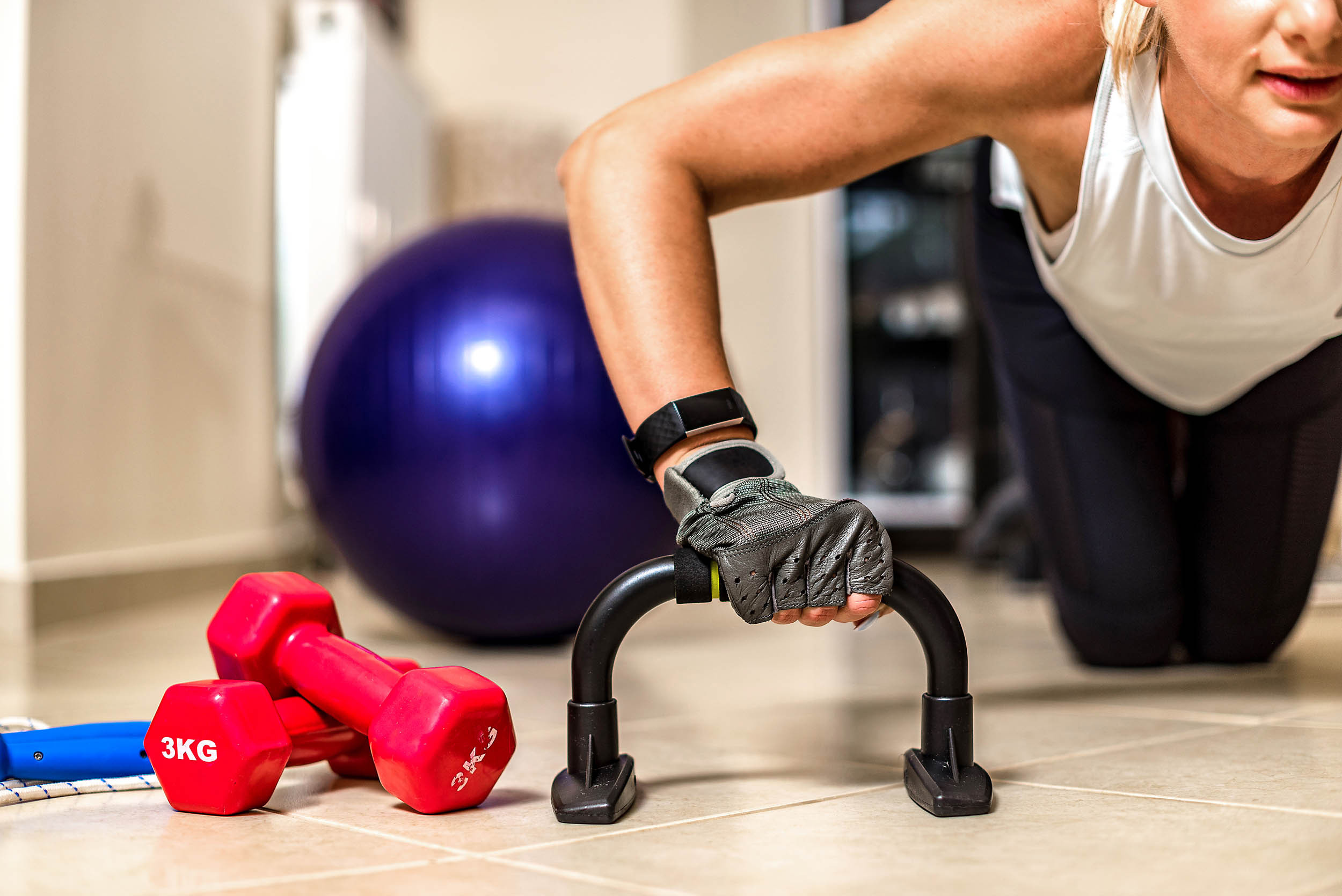 Home Fitnes. Studio Photomax — Maxim Prikhodnyuk content, family, wedding and adver