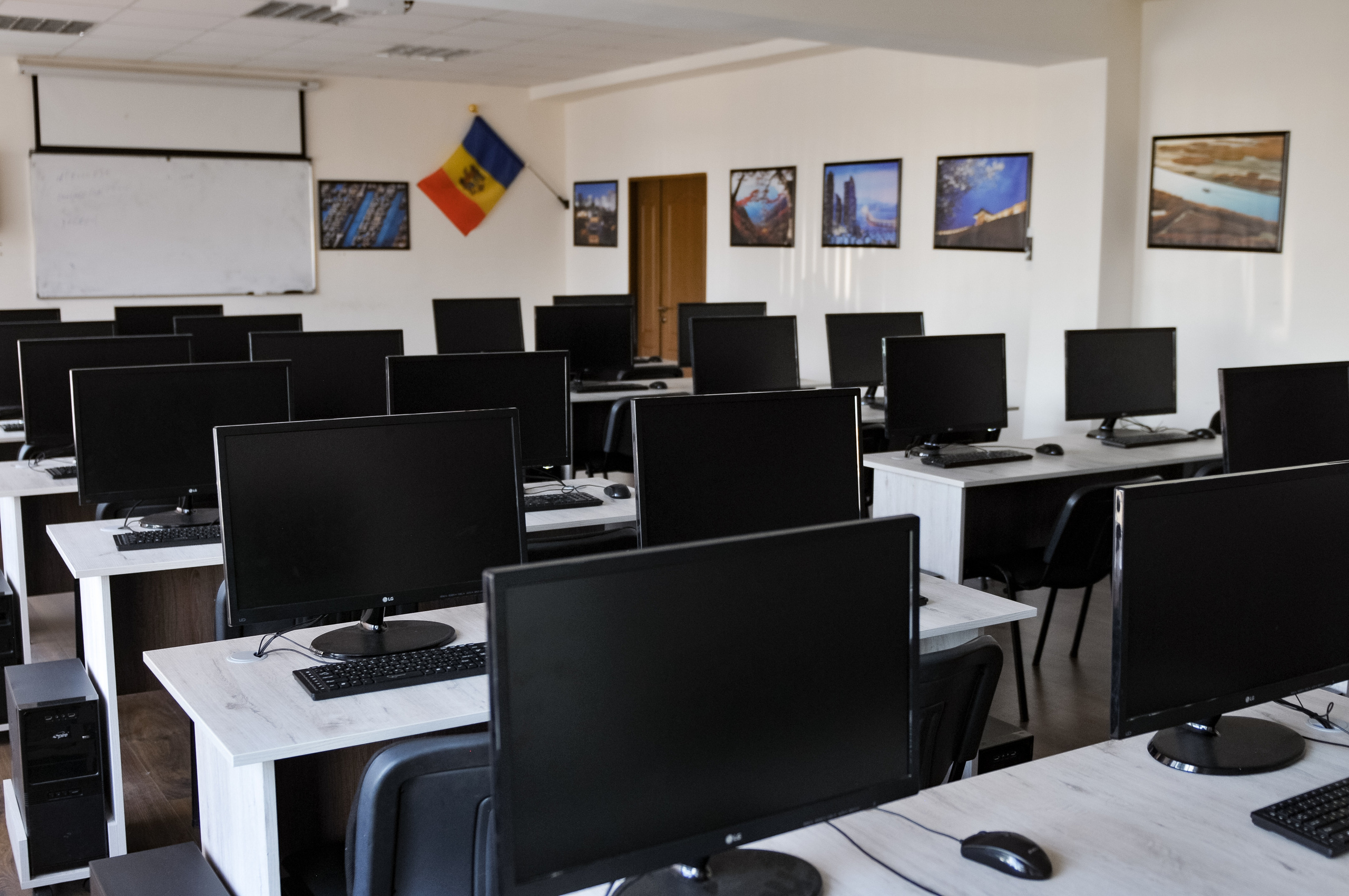 Școală de programare „GEEKLAB”. Fotograf și Videograf | Chișinău, Moldova