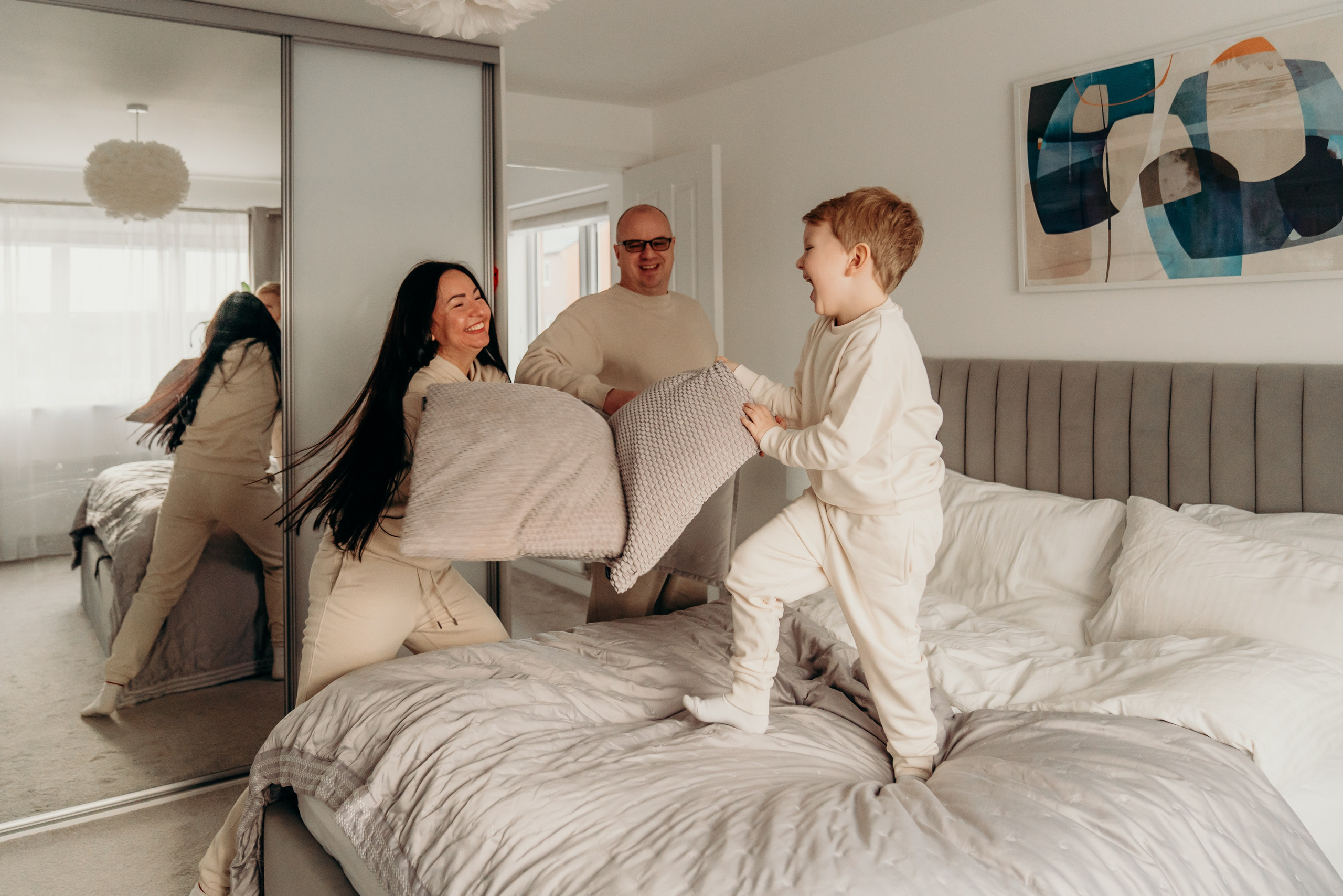 Derbyshire Family. New Year in-home photo session, Washington. Newcastle Upon Tyne Photographer Yana Balatskaya