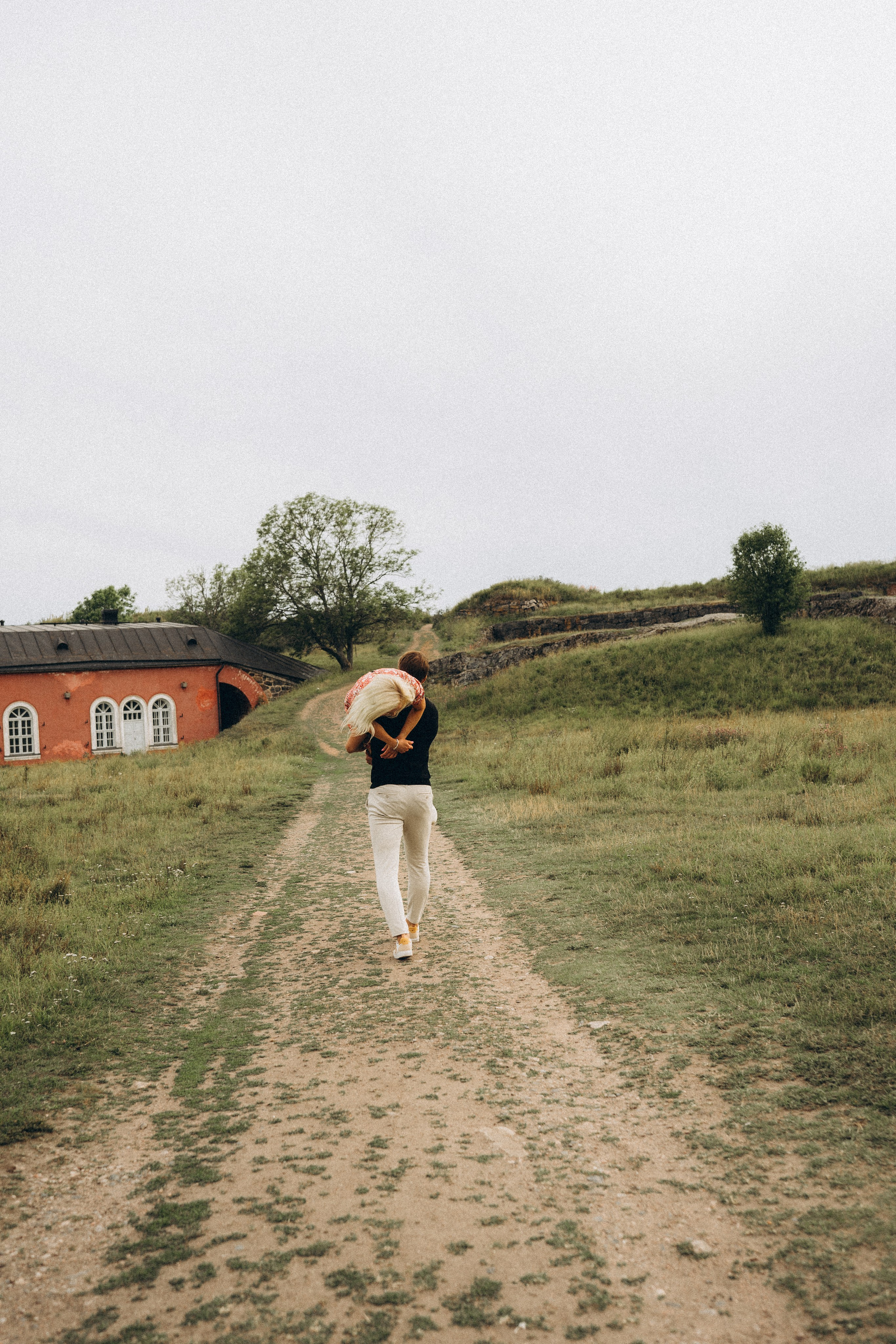 I&T. Wedding and portrait photographer in Helsinki Vickan O