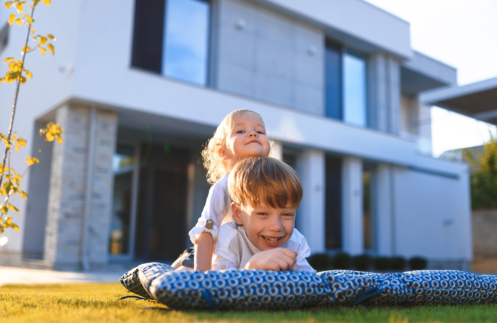 Outdoor familiy photographer in Dublin — Andrei Zveaghintev