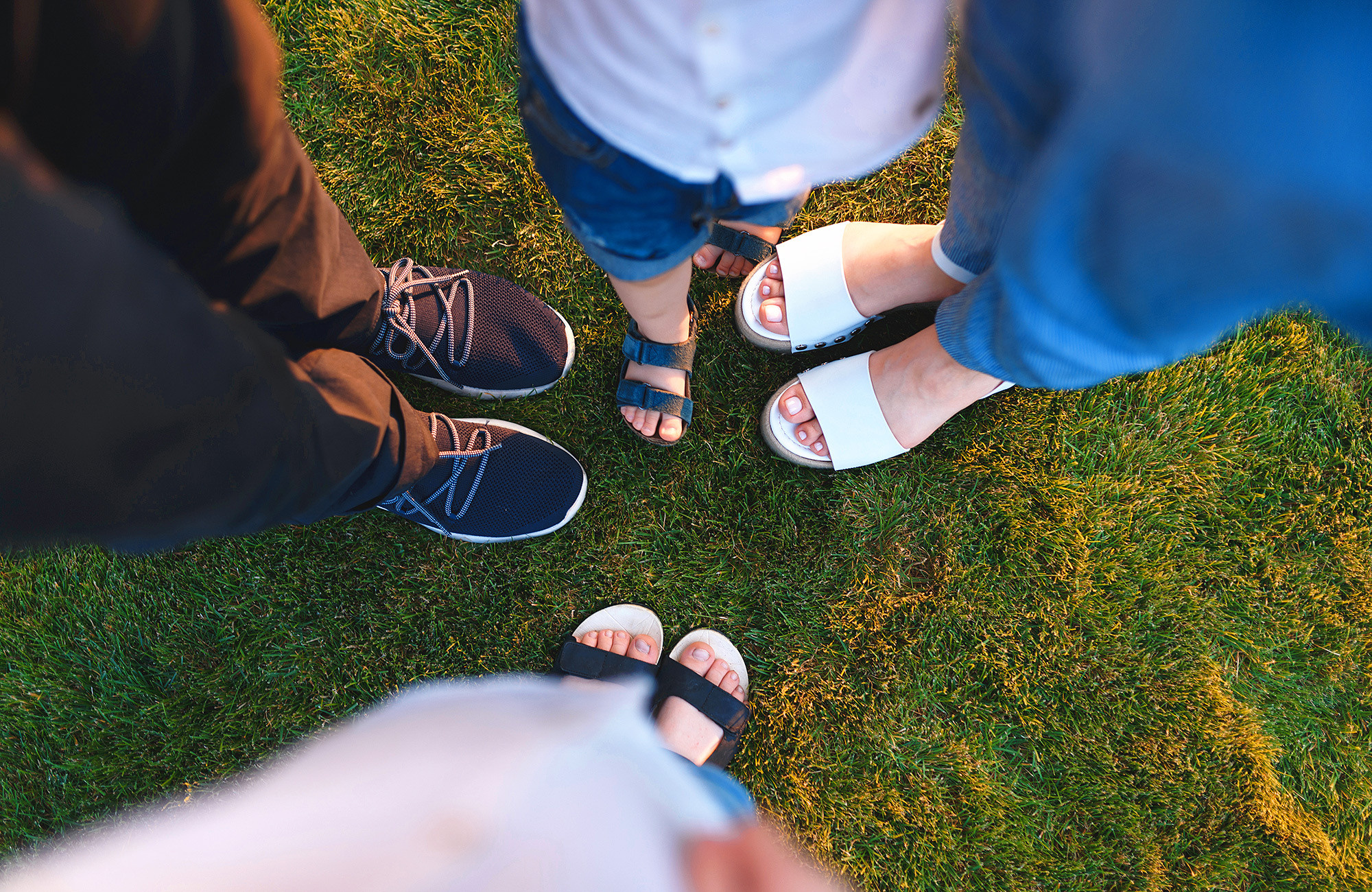 Outdoor familiy photographer in Dublin — Andrei Zveaghintev