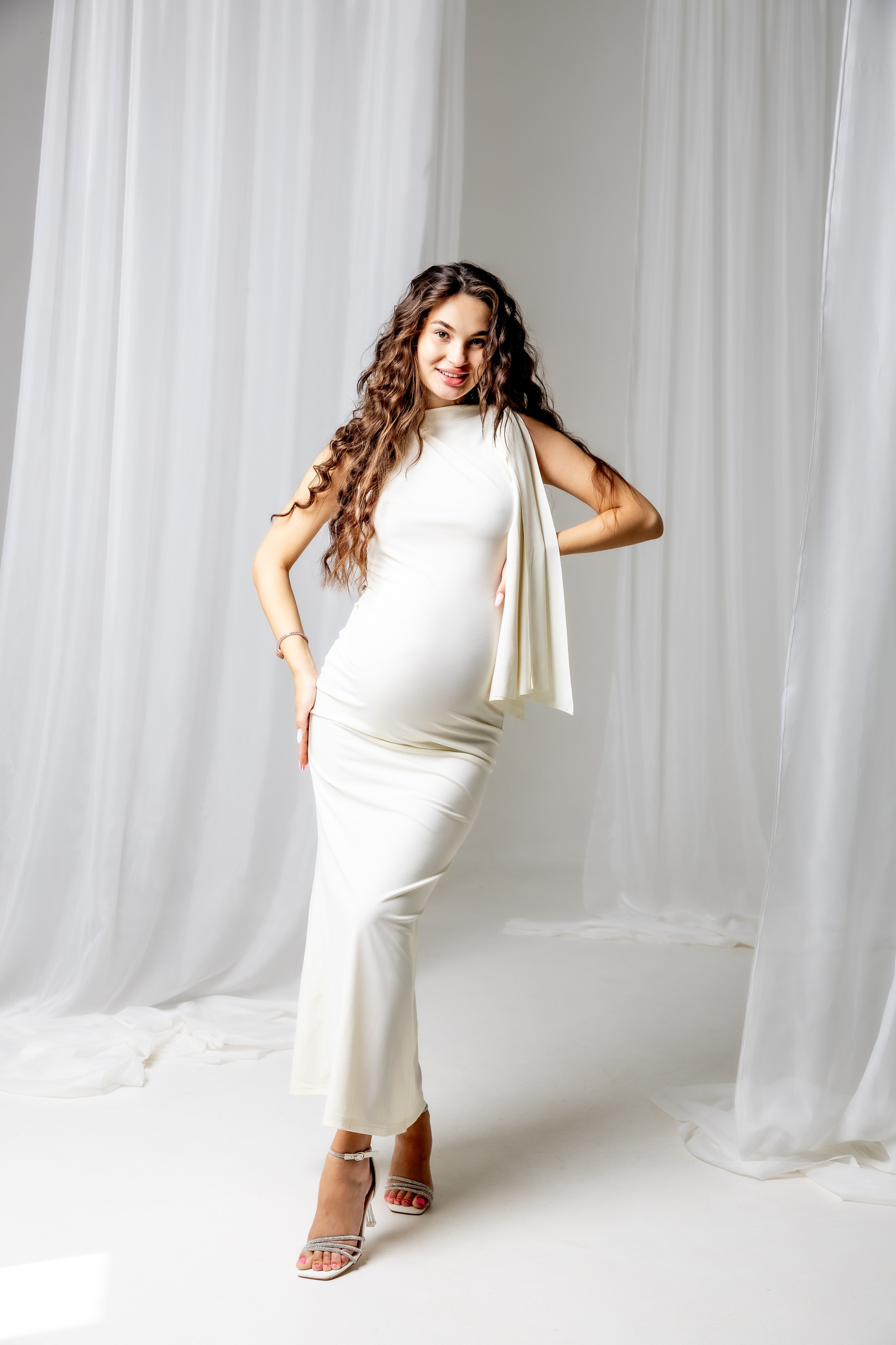 Pregnancy. Fotograf de Familie Avram Vlada Photo Chisinau