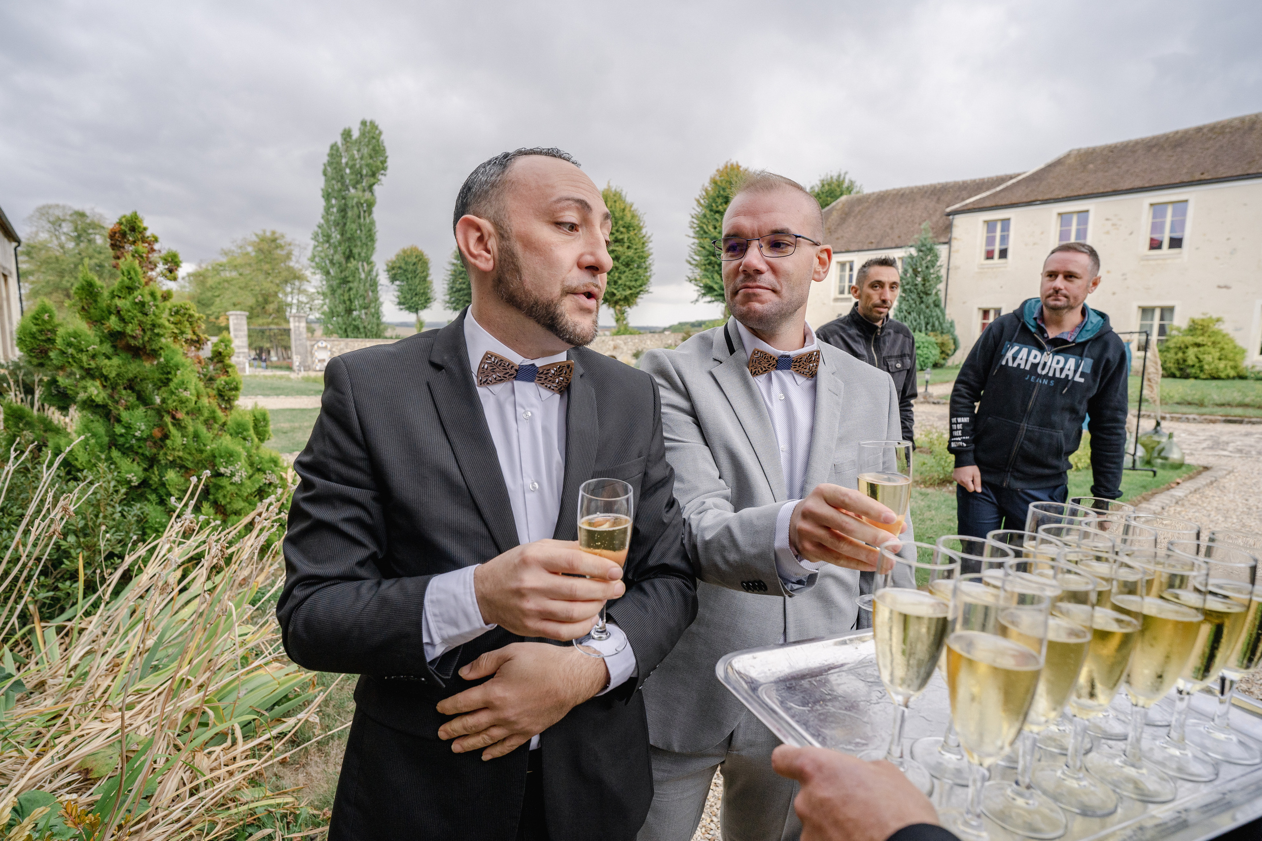 J & S. Weeding photographer / event / portrait