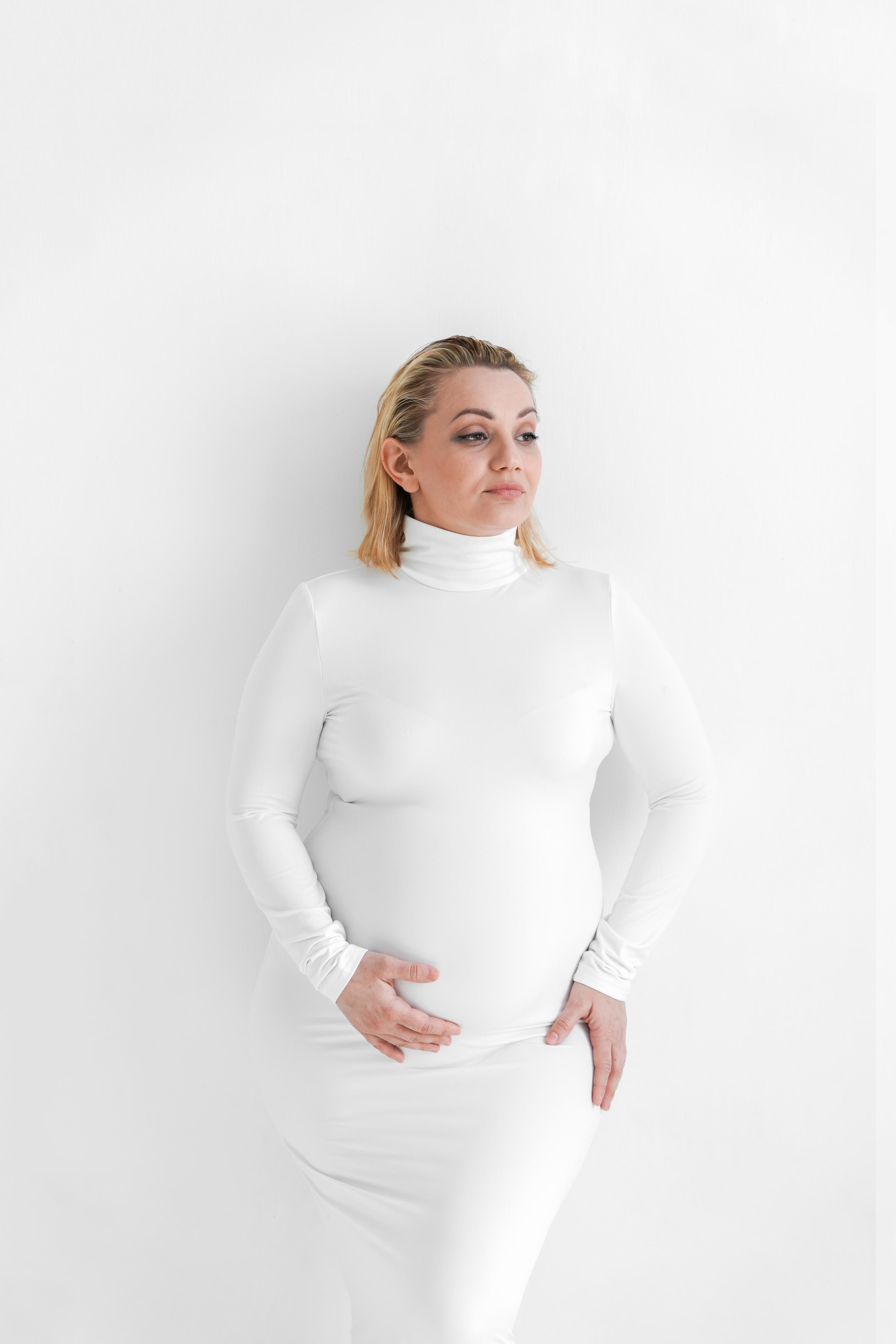 Maternity. Svitlana Miahka fotografa a Genova