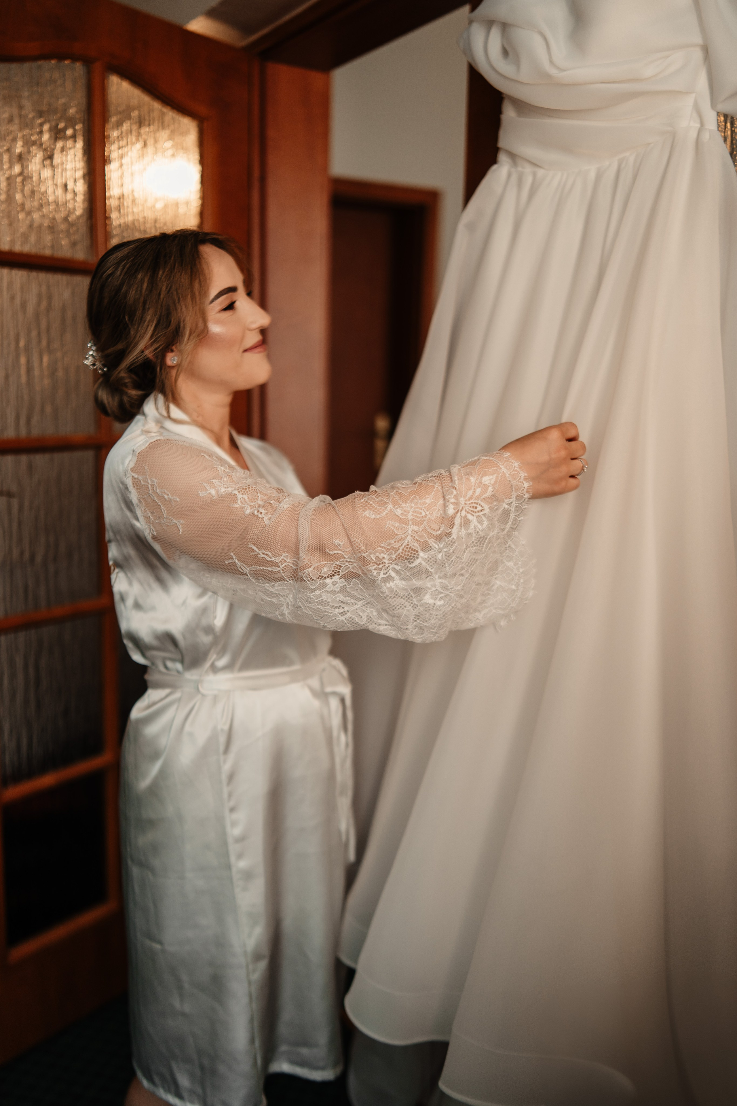 Alexandra + Andrei / Iasi. Foto-Video Nunta Iasi, Suceava, Bucuresti / Disponibilitate 2025 — 2026 — 2027