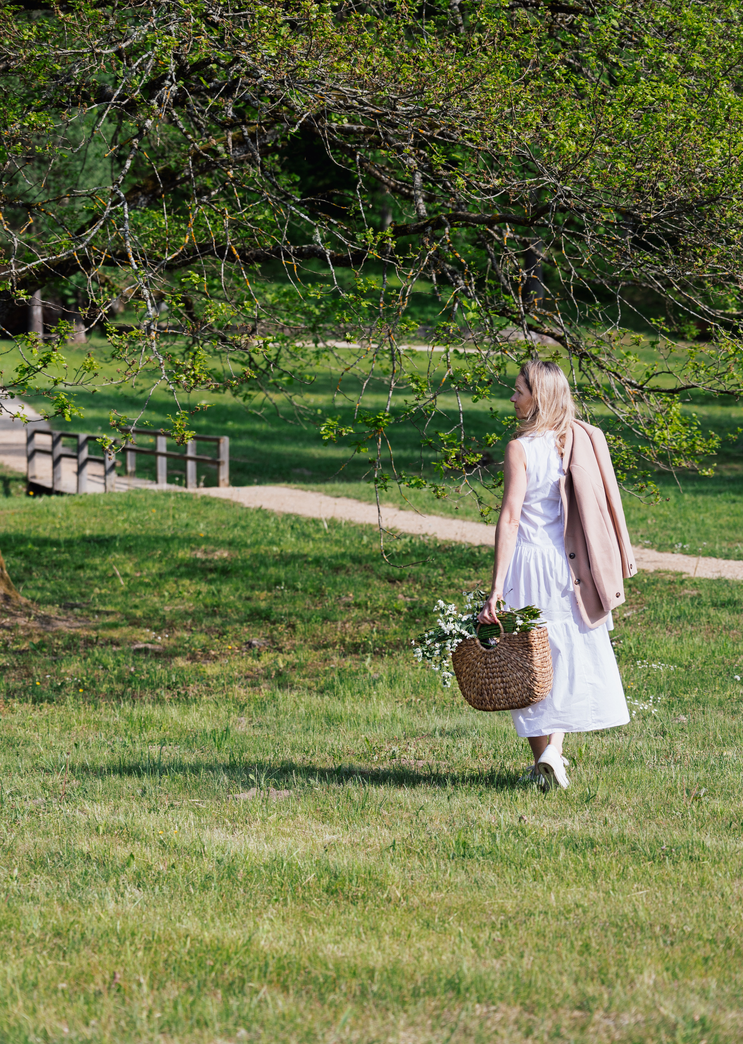 Woman and nature. Timeless Wedding & Event Photography — based London, working across Europe