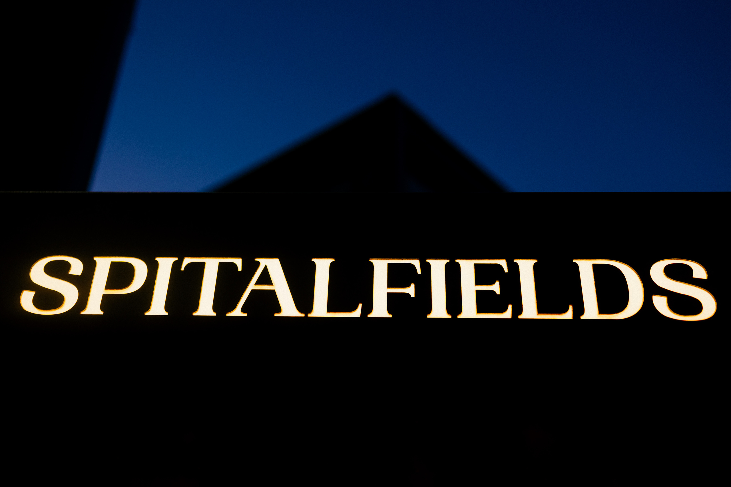 Book launch REBECCA-ANDERTON DAVIES. Timeless Wedding & Event Photography — based London, working across Europe