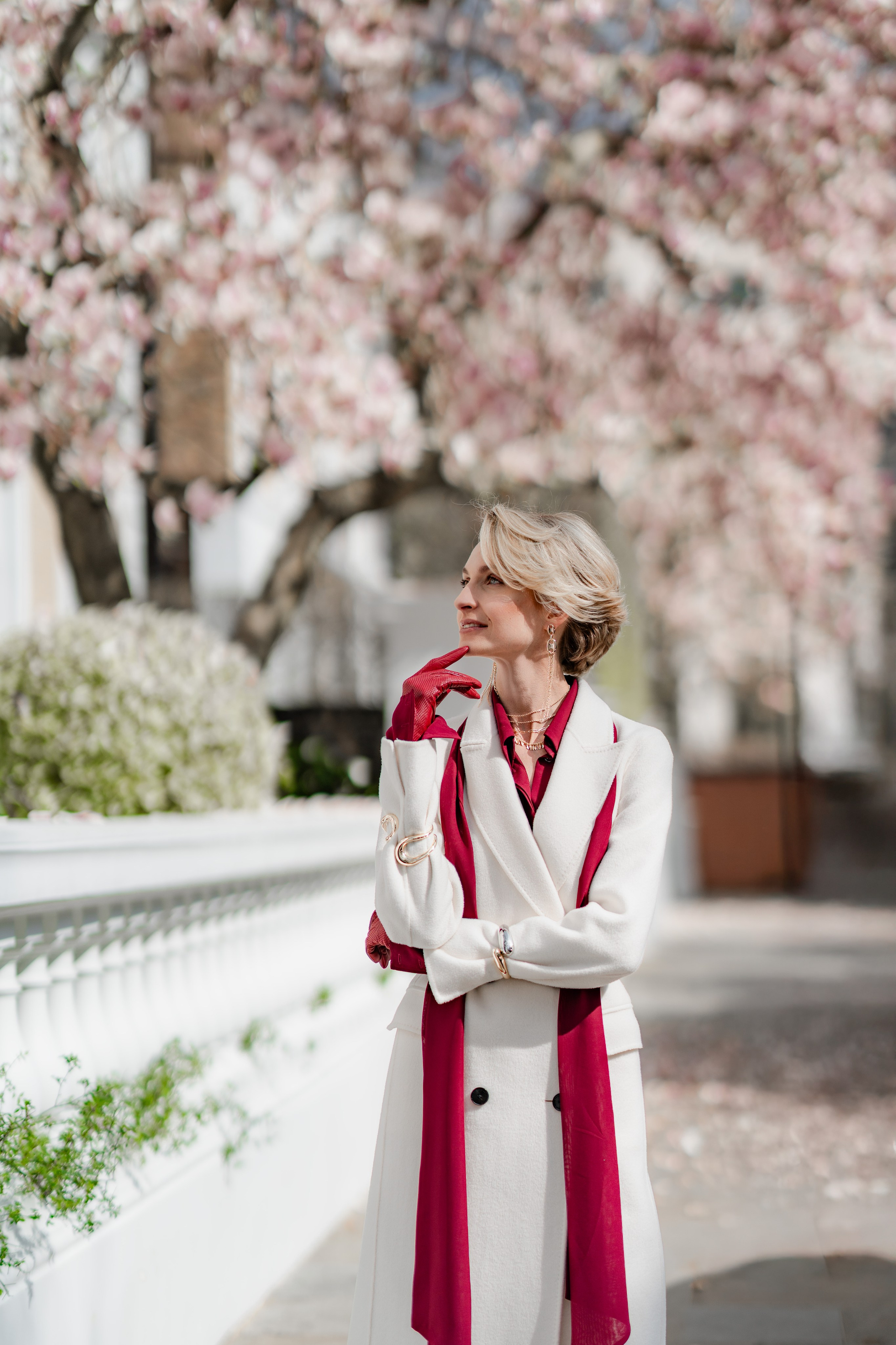 Magnolia in Chelsea with Myroslava. Tonya Kyrylenko photographer in London