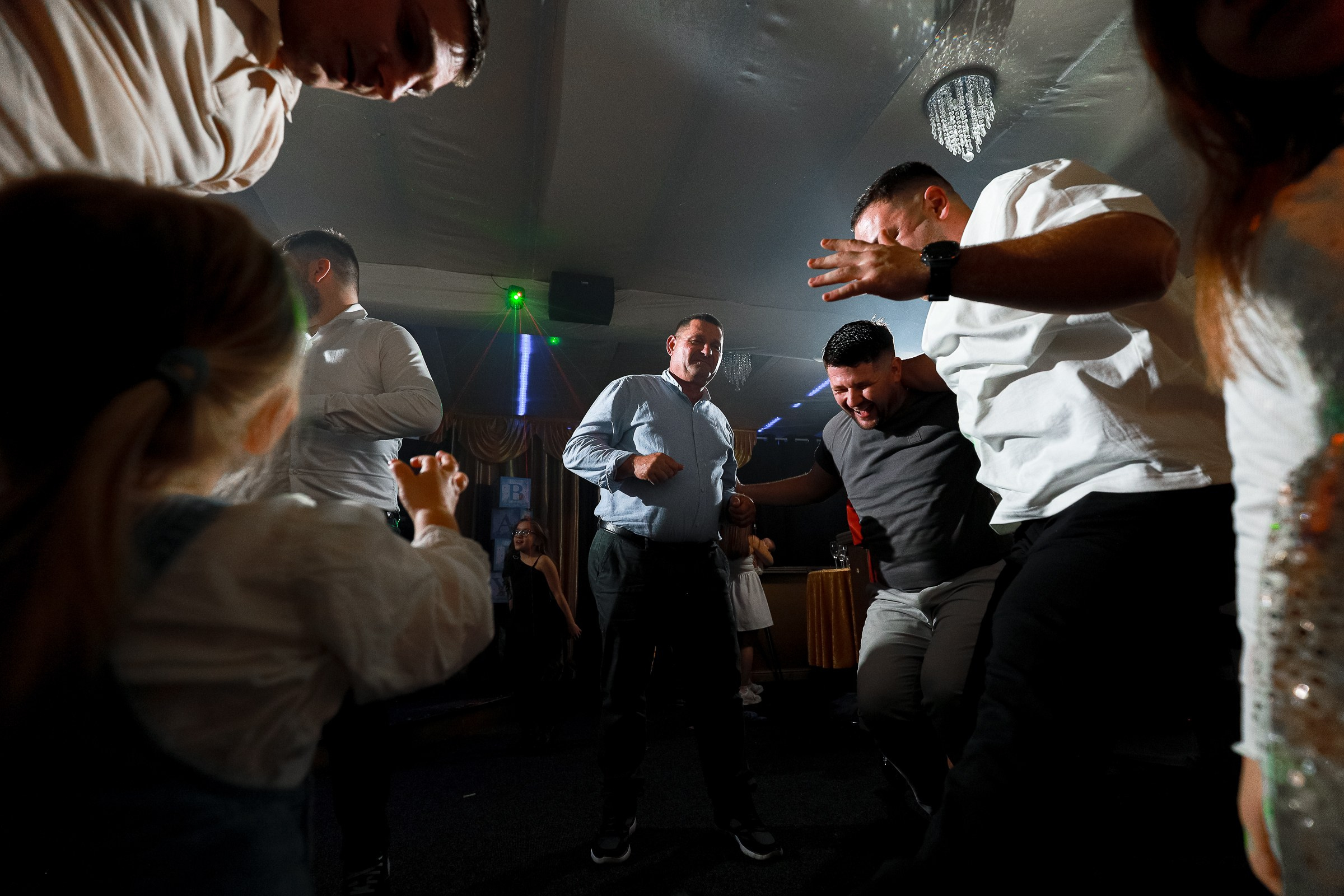 Parties. Https://valphoto.wfolio.pro/