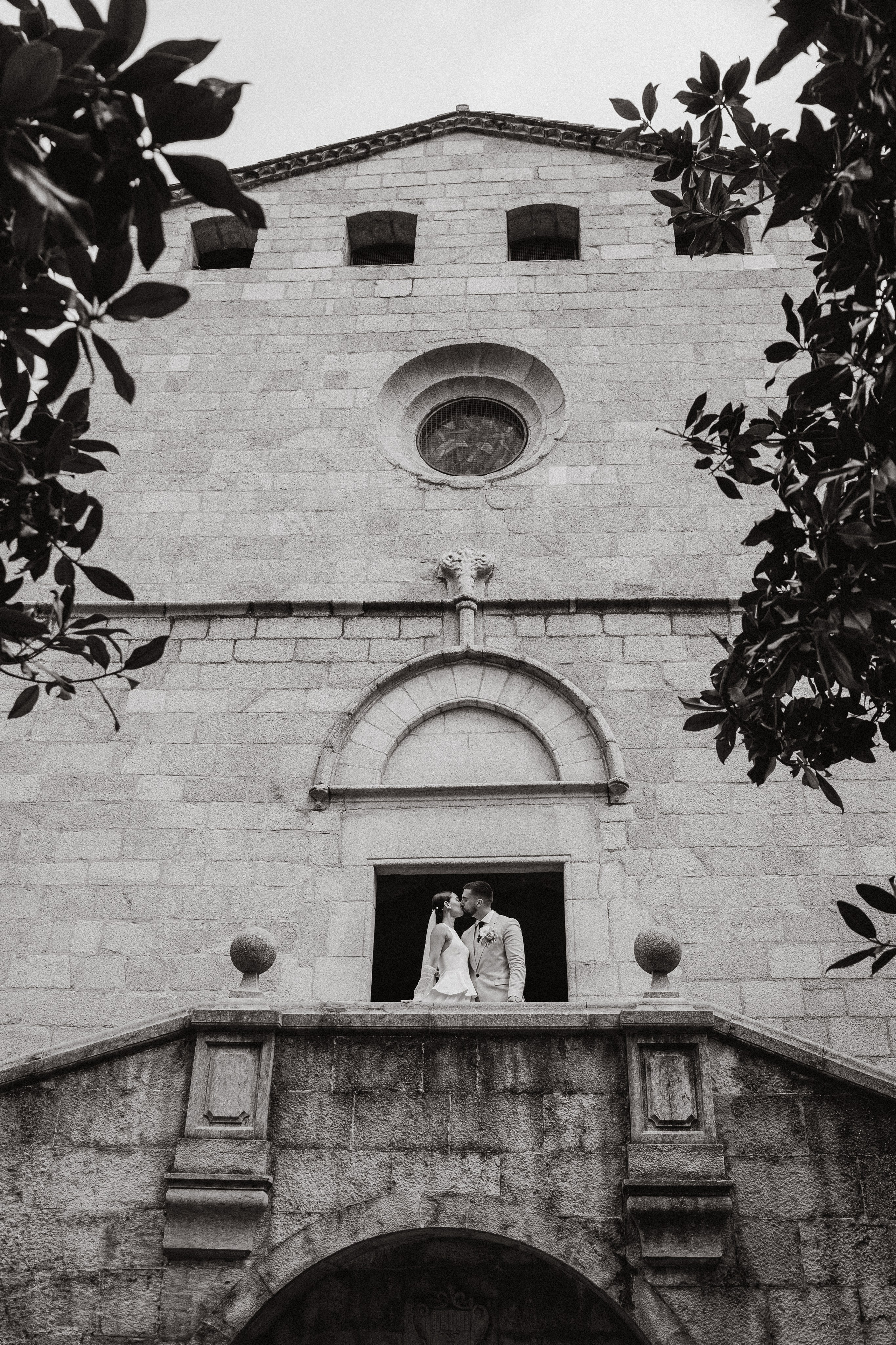 Dana & Alex. Rural Can Jaques. Paola wedding photographer / videographer in Barcelona