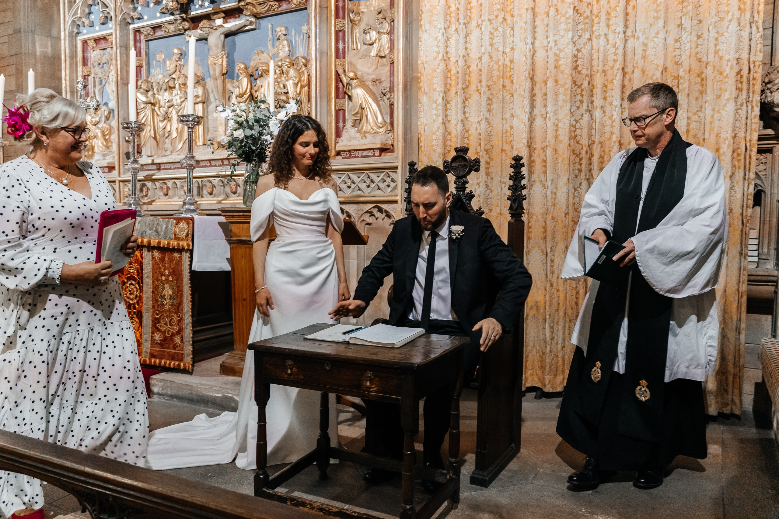 Wedding ceremony at The Lower chapel in Eton, Wedding in Eton, wedding photographer in Eton, wedding photographer in Eton