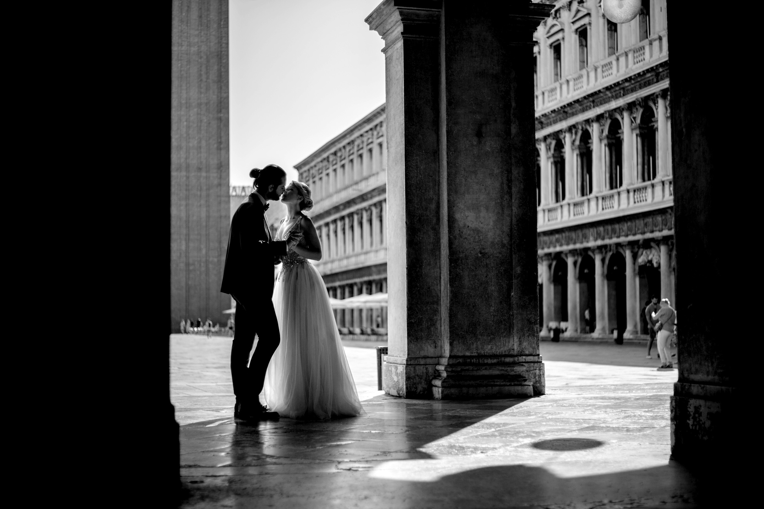 Venice elopement. Photographer in Venice, Viktoria Antonova