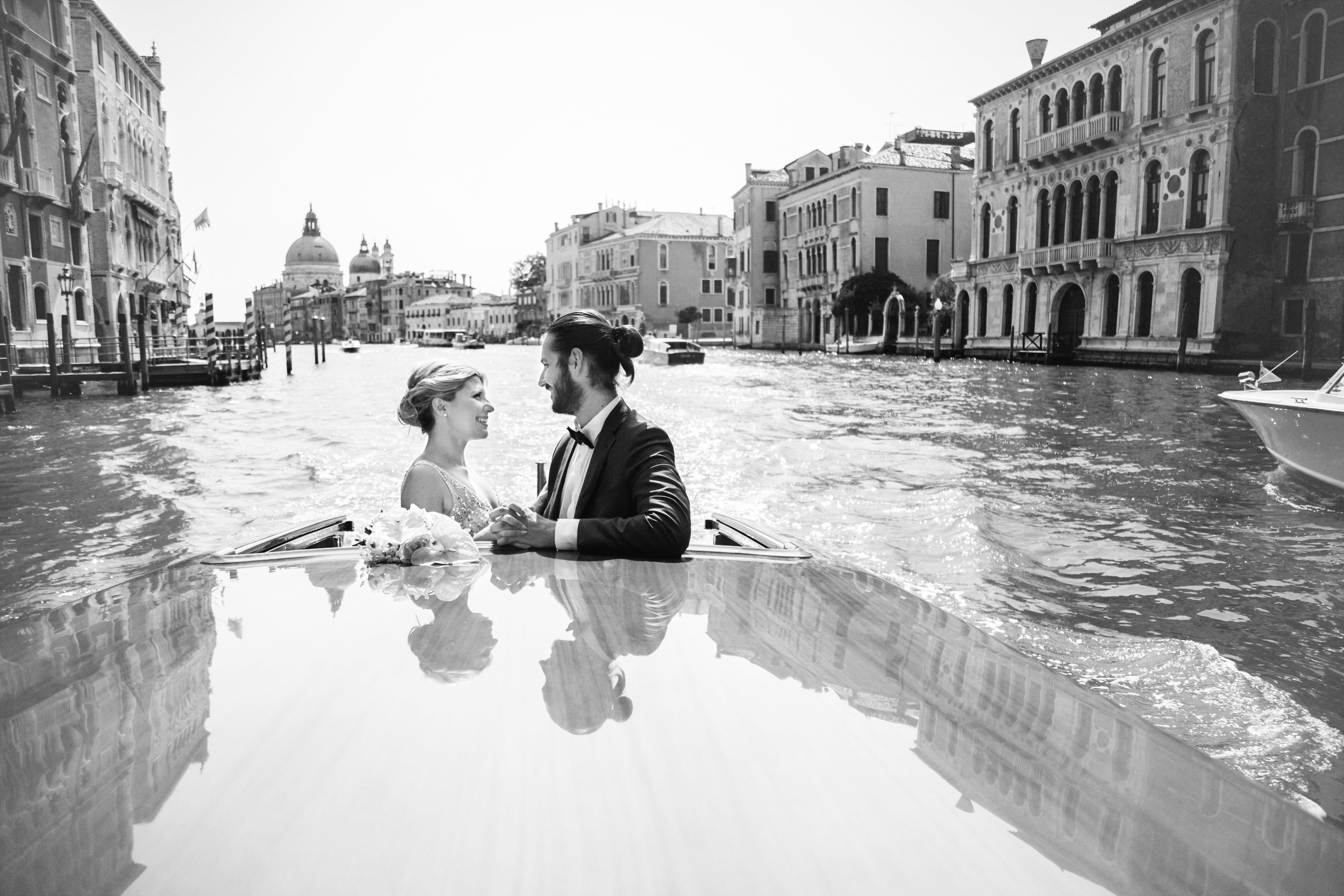 romantic elope in Italy 