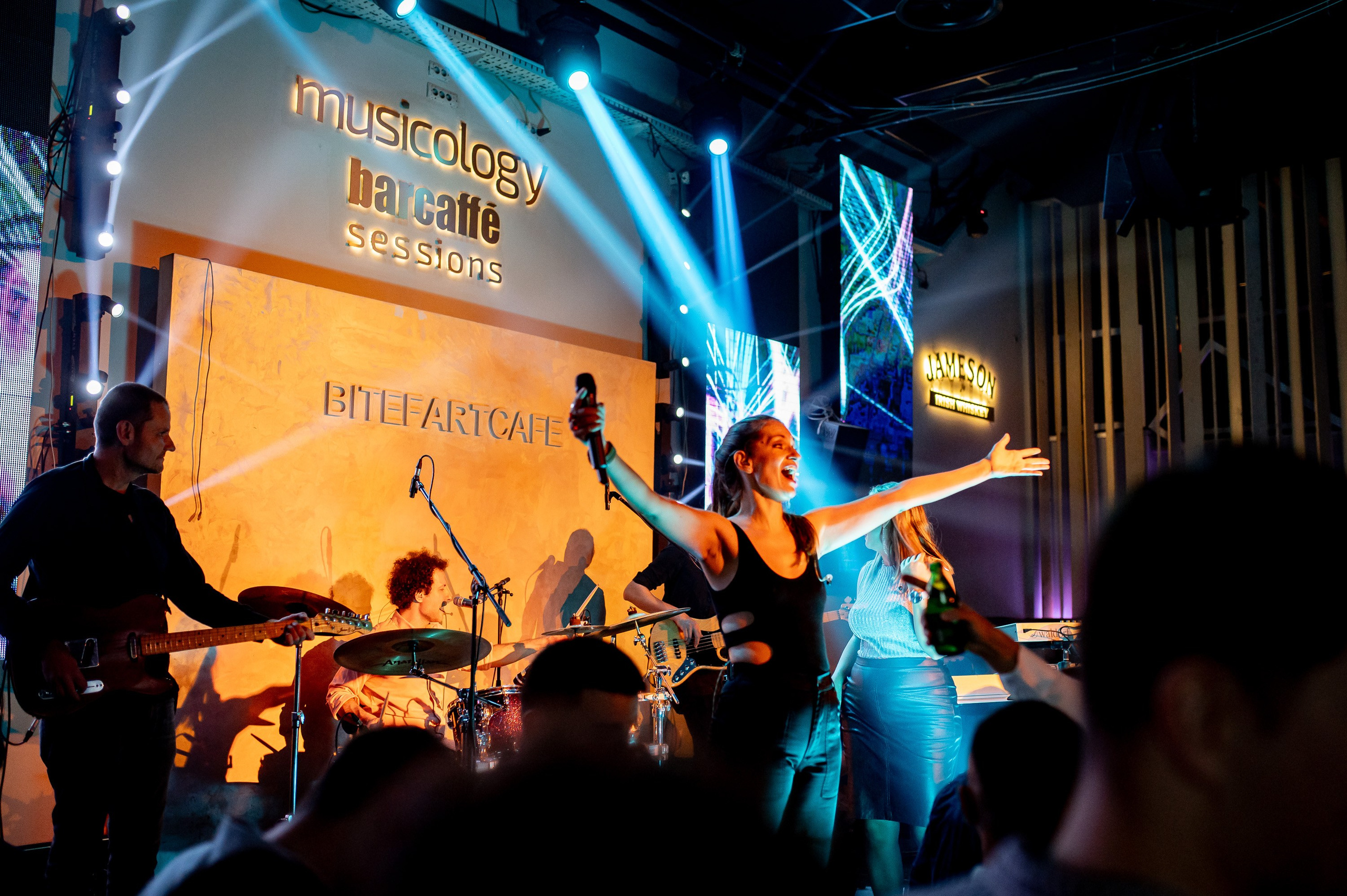 Fotografisanje teambuildinga i korporativnih proslava. Bojana Žuža fotograf u Beogradu 📷 Belgrade photographer