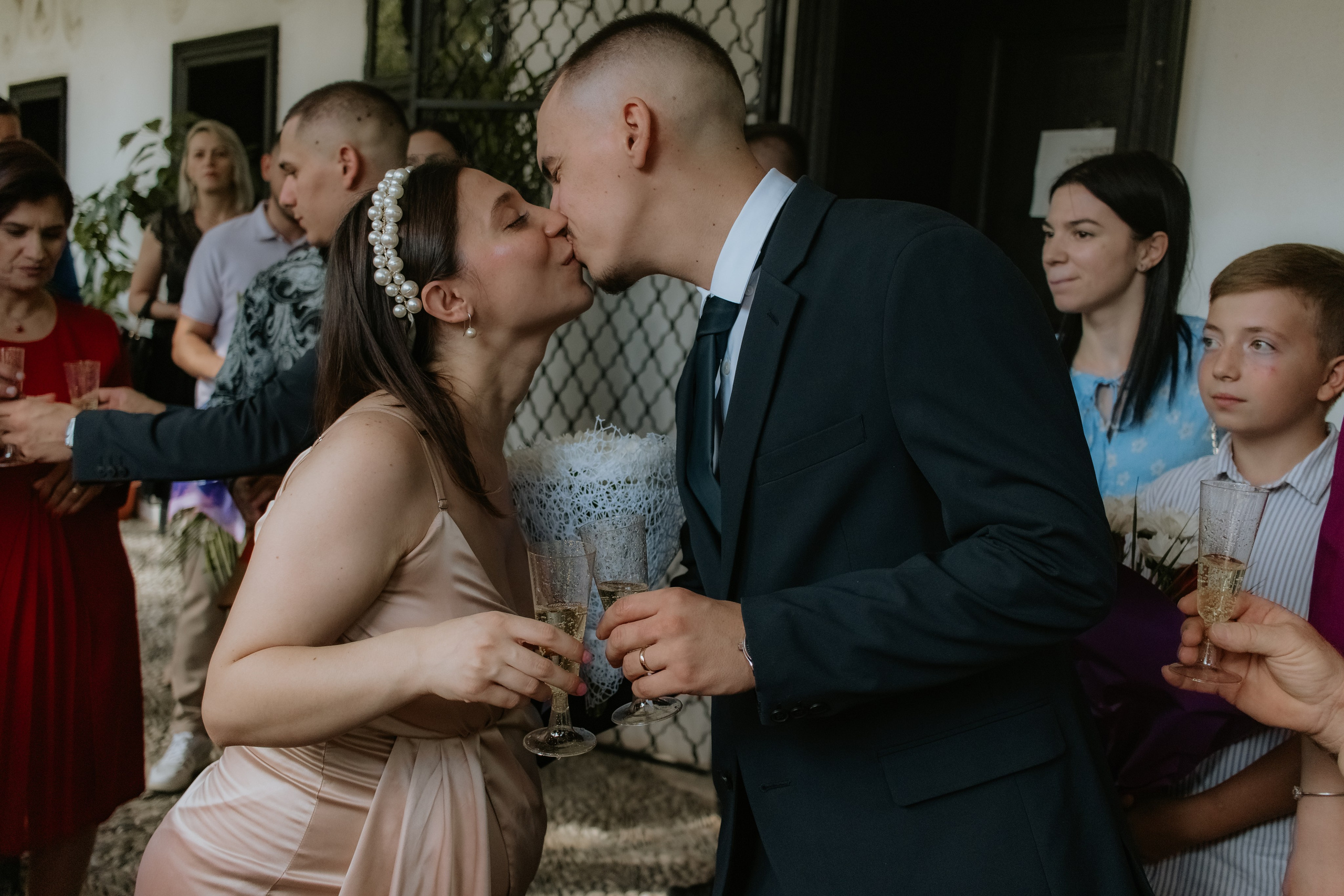 Ana & Alex. Fotograf si videograf — evenimente si studio