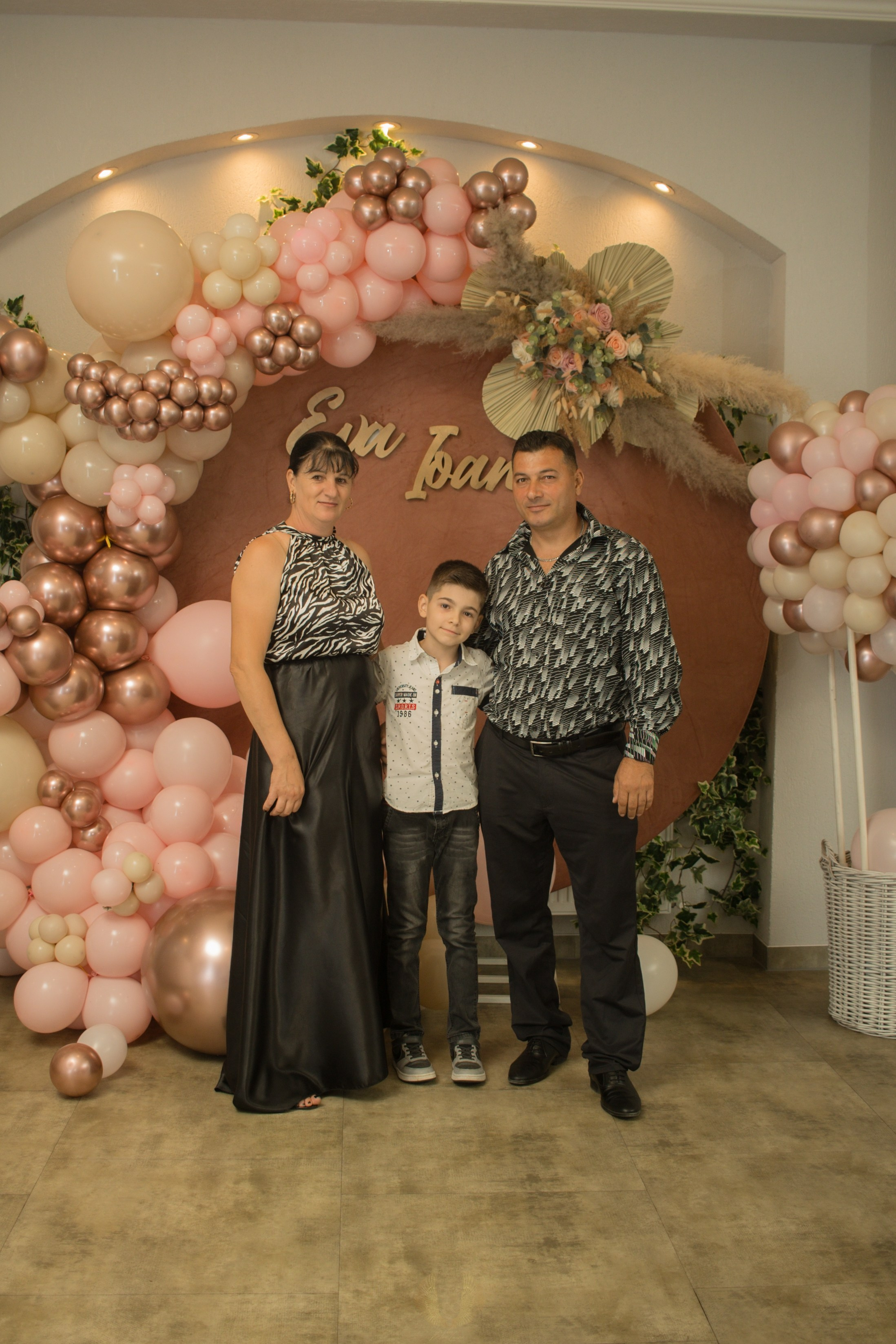 Eva Ioana. Fotograf si videograf — evenimente si studio